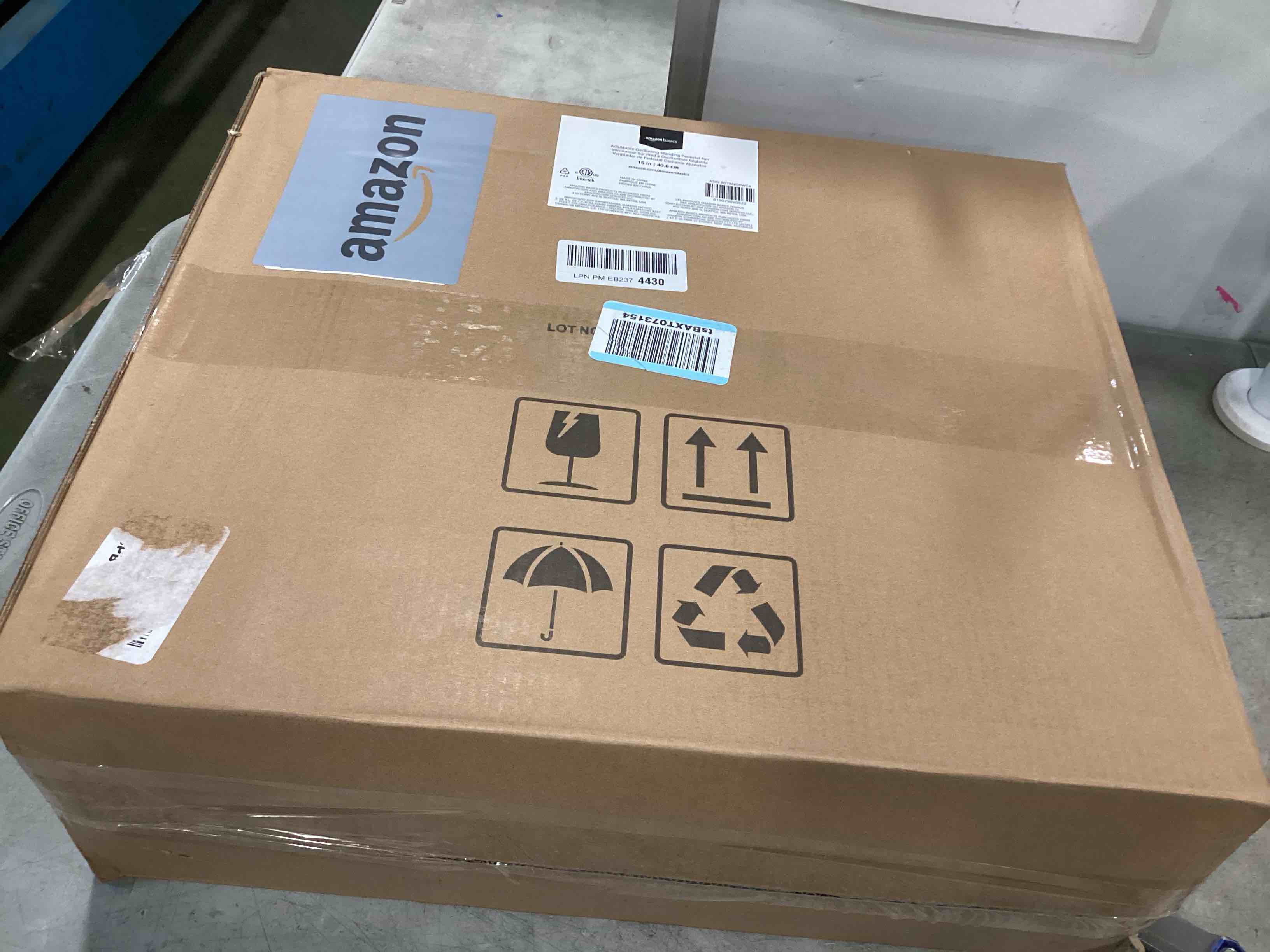 https://s3.amazonaws.com/lotting-images-prod/bidfta/TEA3459992_1750940481940.jpeg