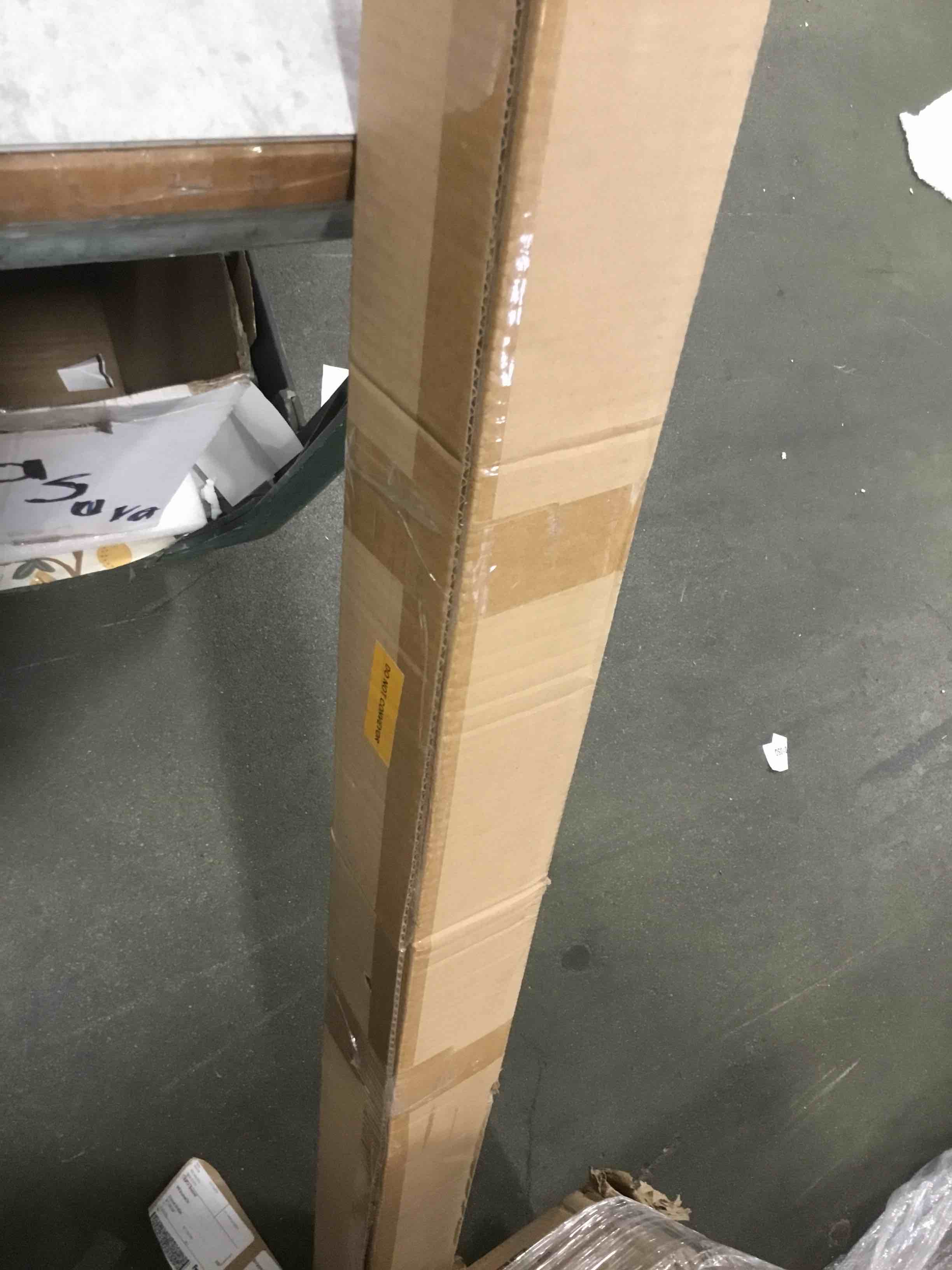 https://s3.amazonaws.com/lotting-images-prod/bidfta/TEA3463909_1749558043349.jpeg