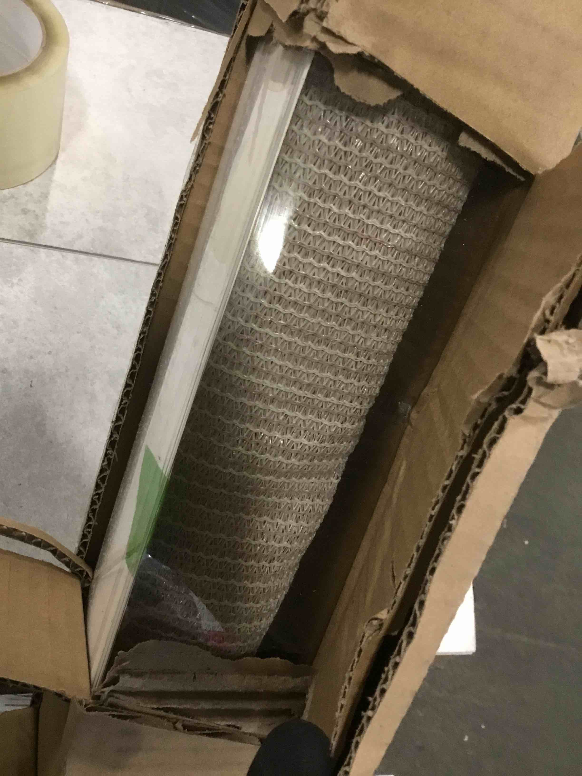 https://s3.amazonaws.com/lotting-images-prod/bidfta/TEA3463909_1749558099156.jpeg