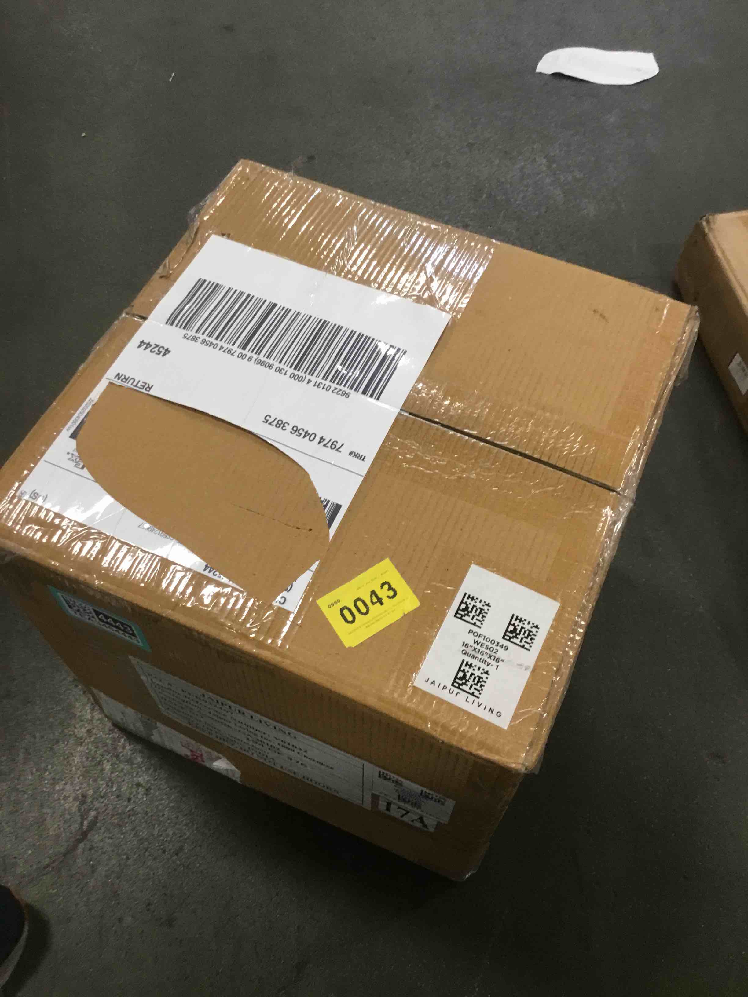 https://s3.amazonaws.com/lotting-images-prod/bidfta/TEA3464443_1749829550047.jpeg