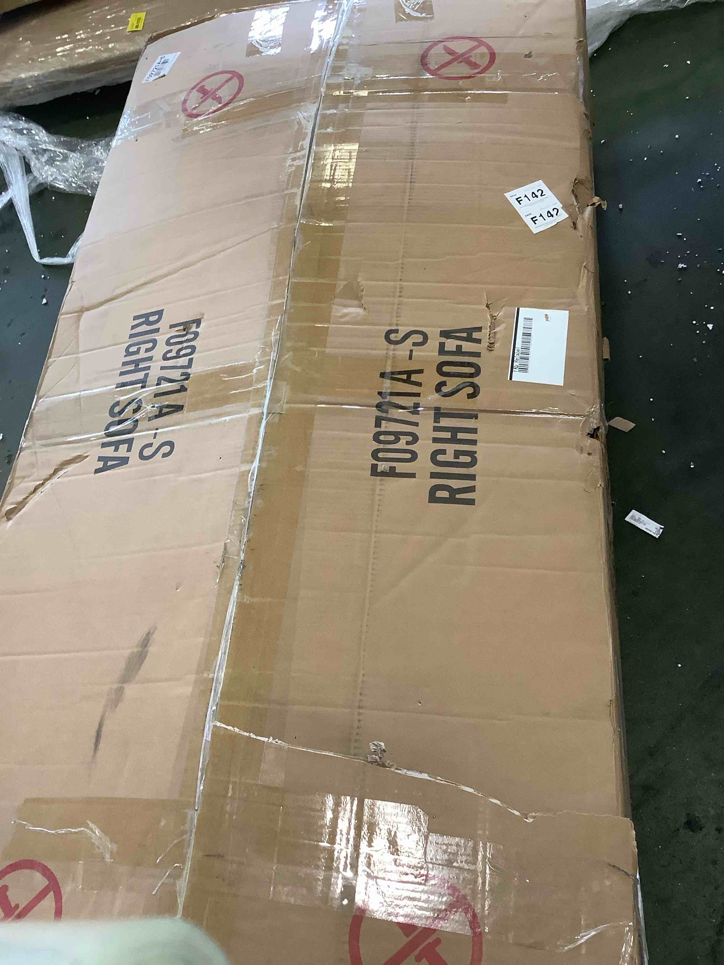 https://s3.amazonaws.com/lotting-images-prod/bidfta/TEA3464763_1750186146042.jpeg