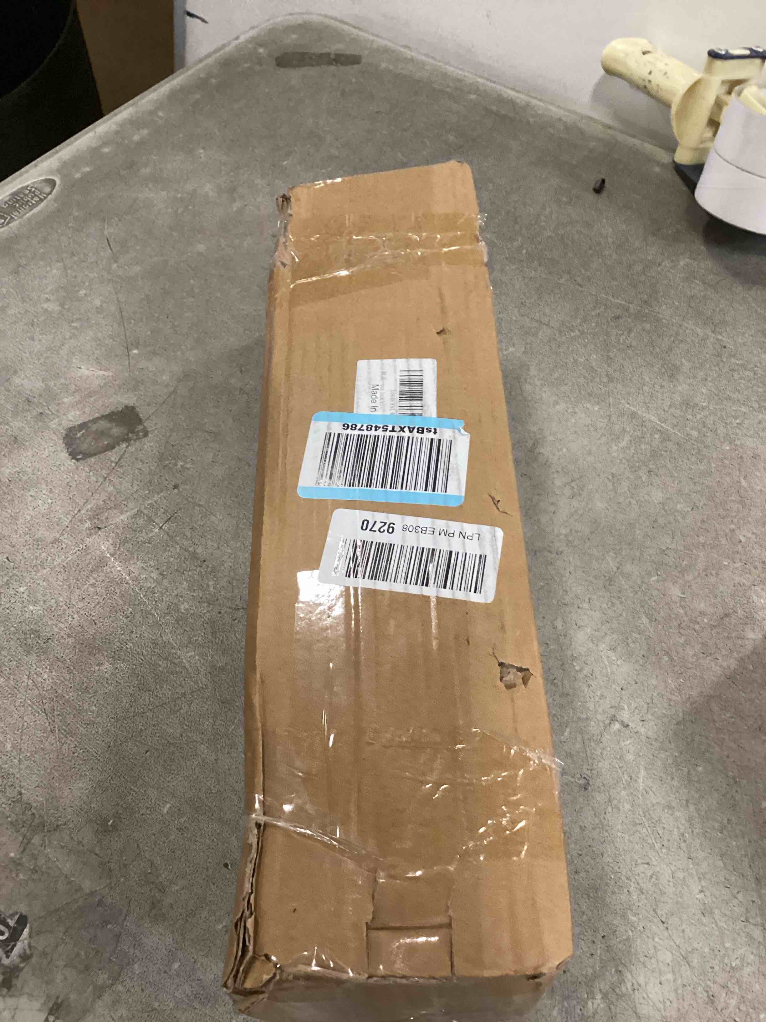 https://s3.amazonaws.com/lotting-images-prod/bidfta/TEA3467192_1749662810603.jpeg