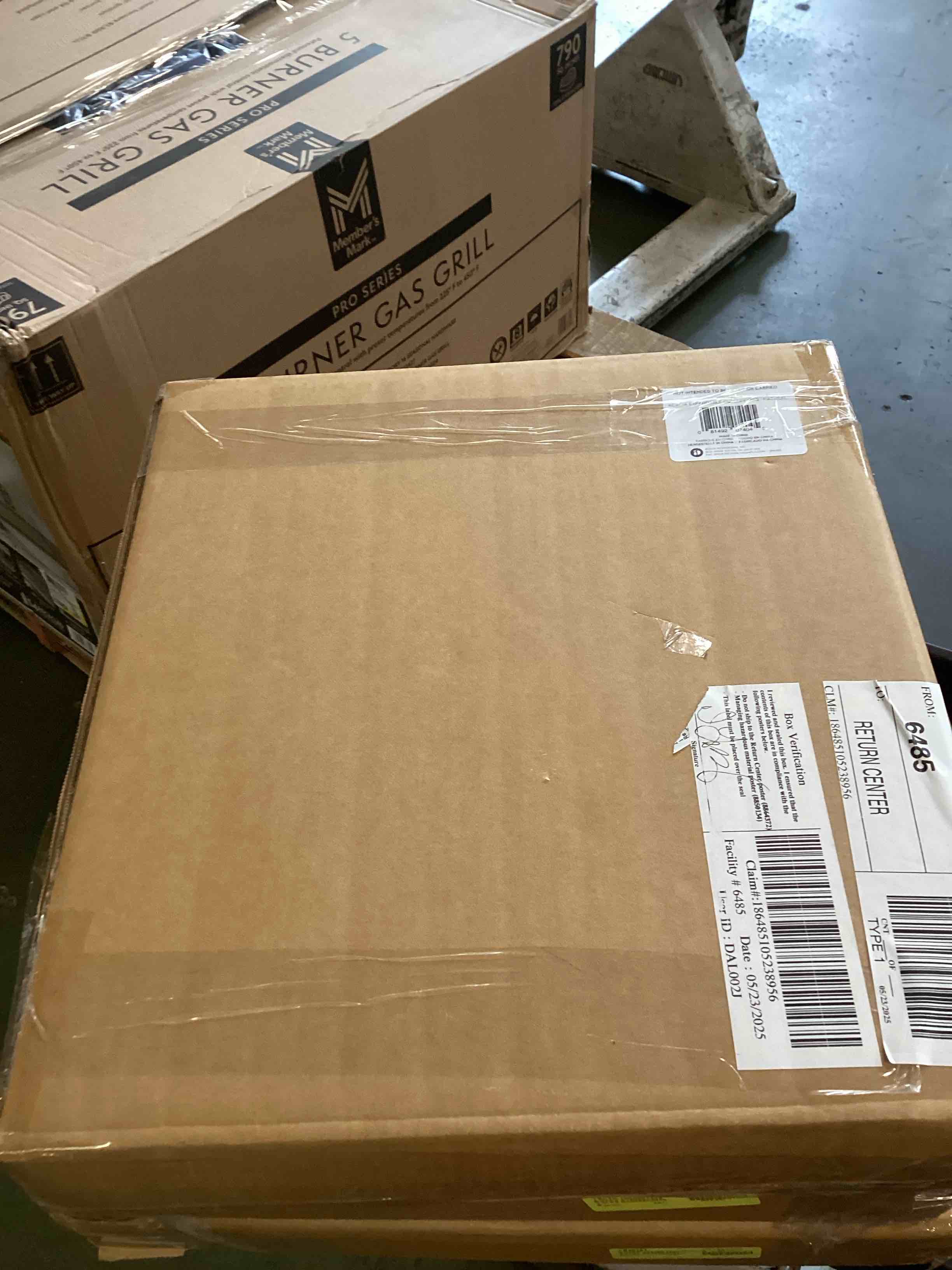 https://s3.amazonaws.com/lotting-images-prod/bidfta/TEA3467358_1749821246377.jpeg