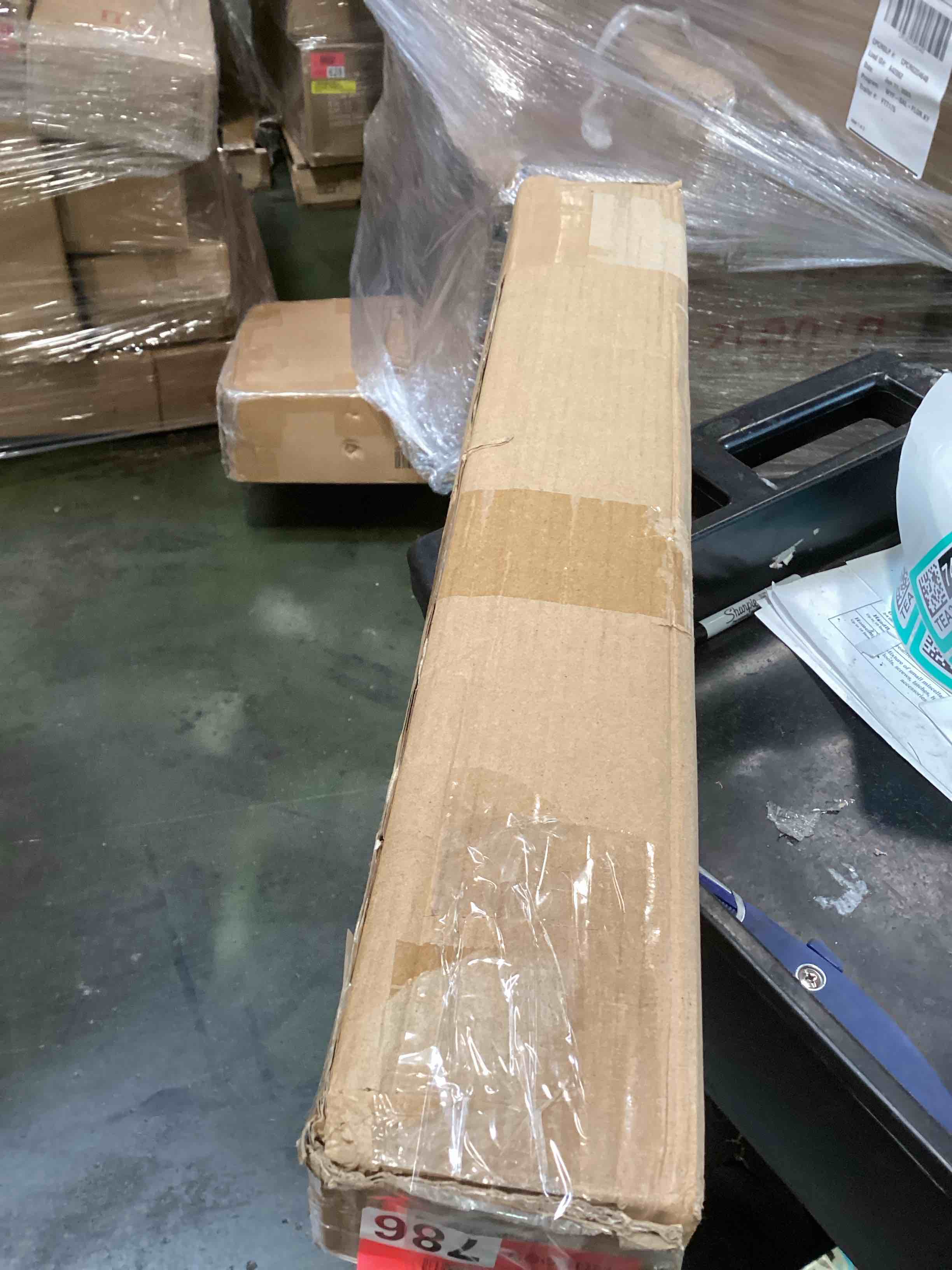 https://s3.amazonaws.com/lotting-images-prod/bidfta/TEA3467482_1750078137205.jpeg