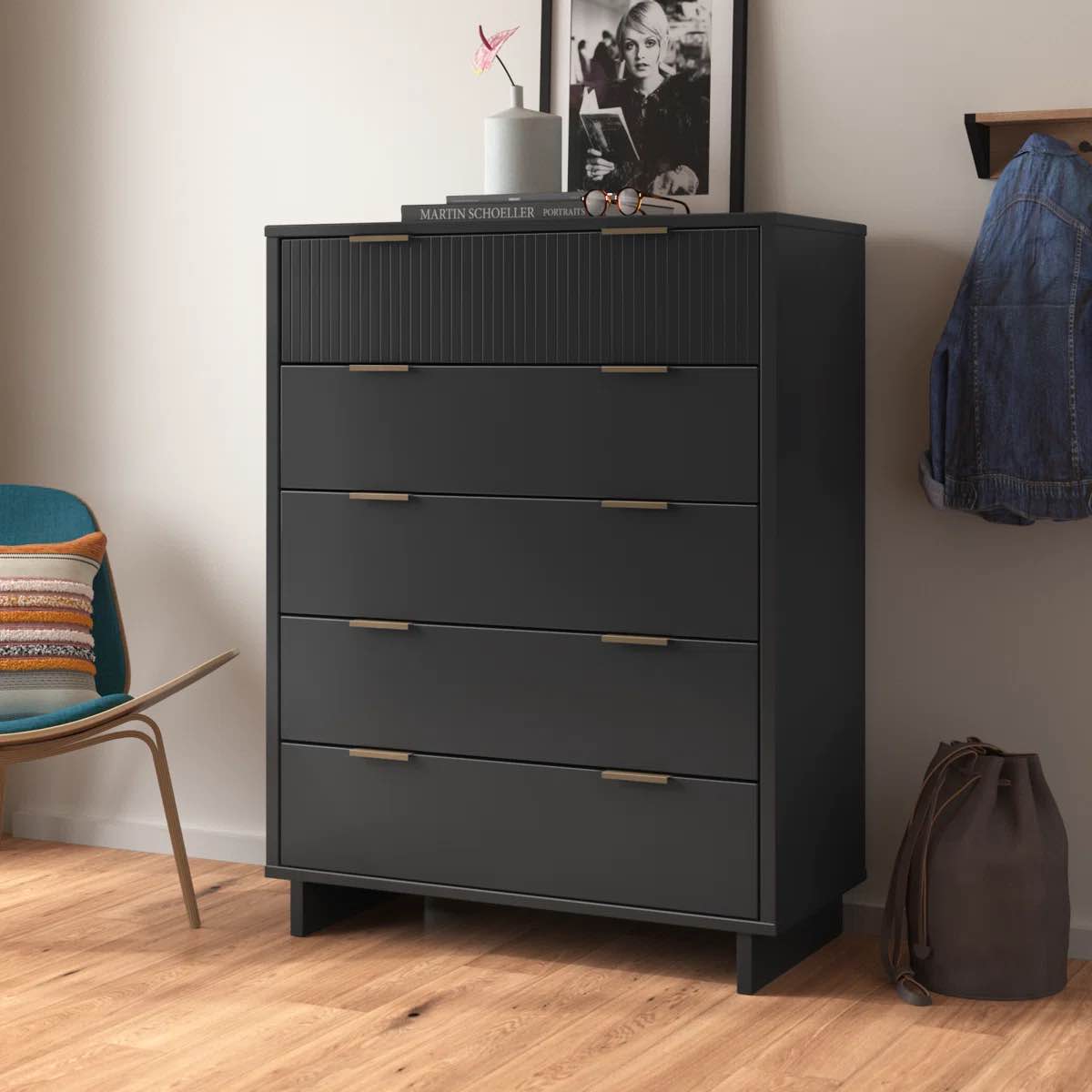 ( incomplete) Laureli 5 Drawer 37.95" W Chest