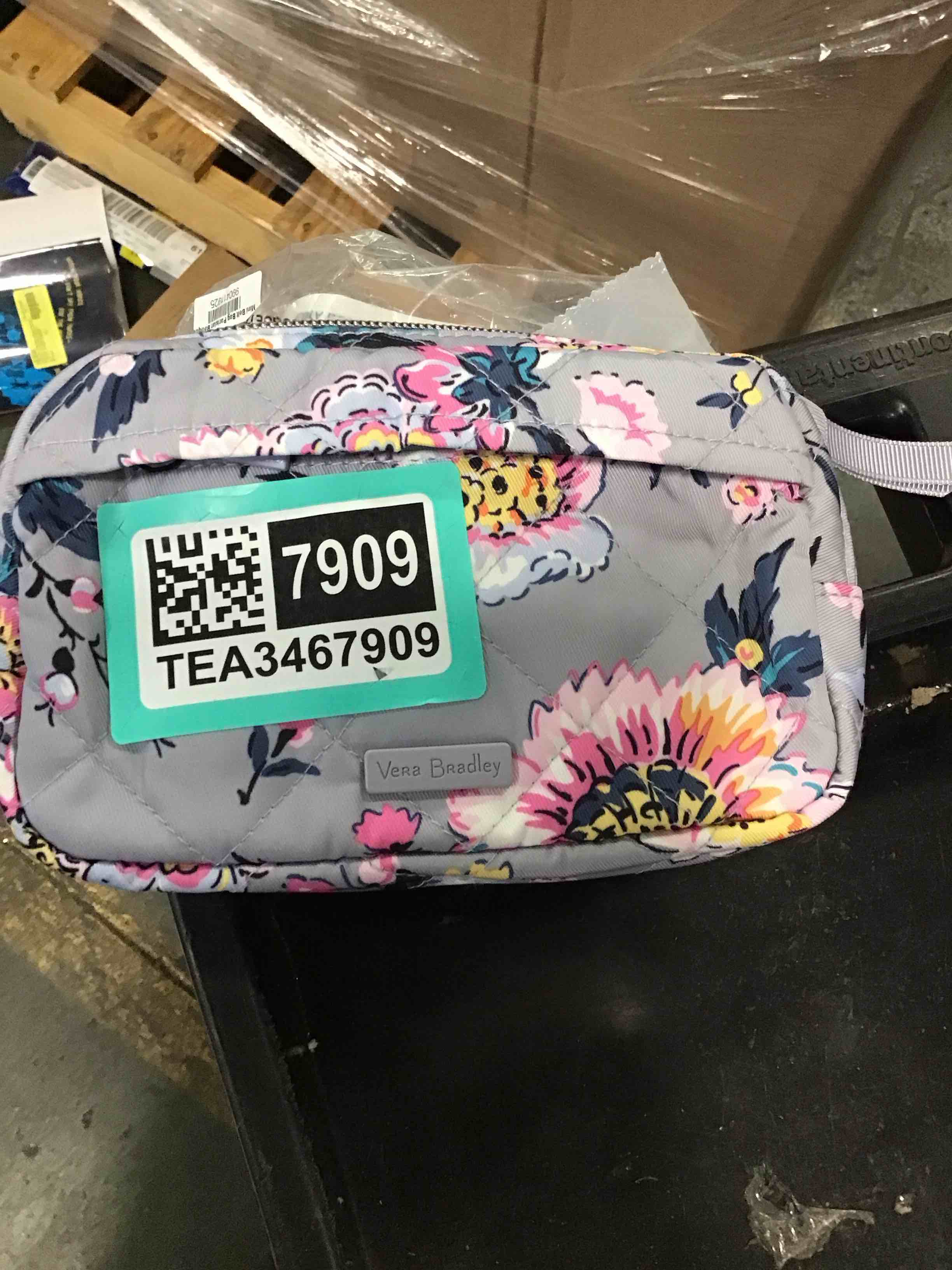 https://s3.amazonaws.com/lotting-images-prod/bidfta/TEA3467909_1750425286896.jpeg