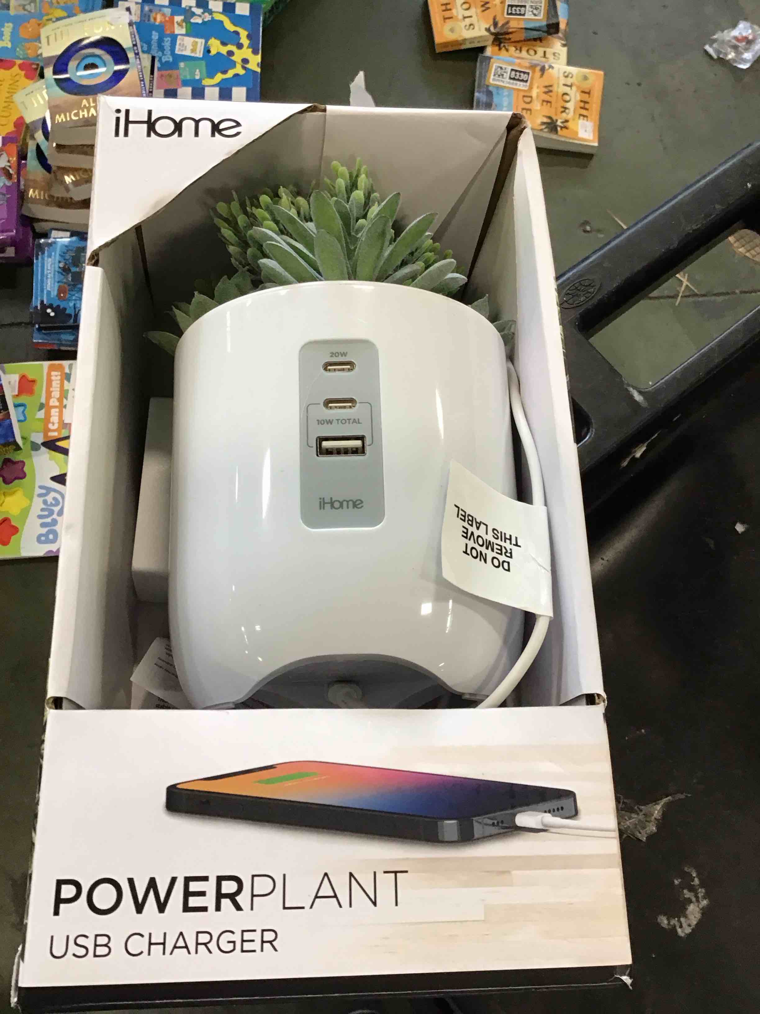 https://s3.amazonaws.com/lotting-images-prod/bidfta/TEA3468408_1750866265904.jpeg