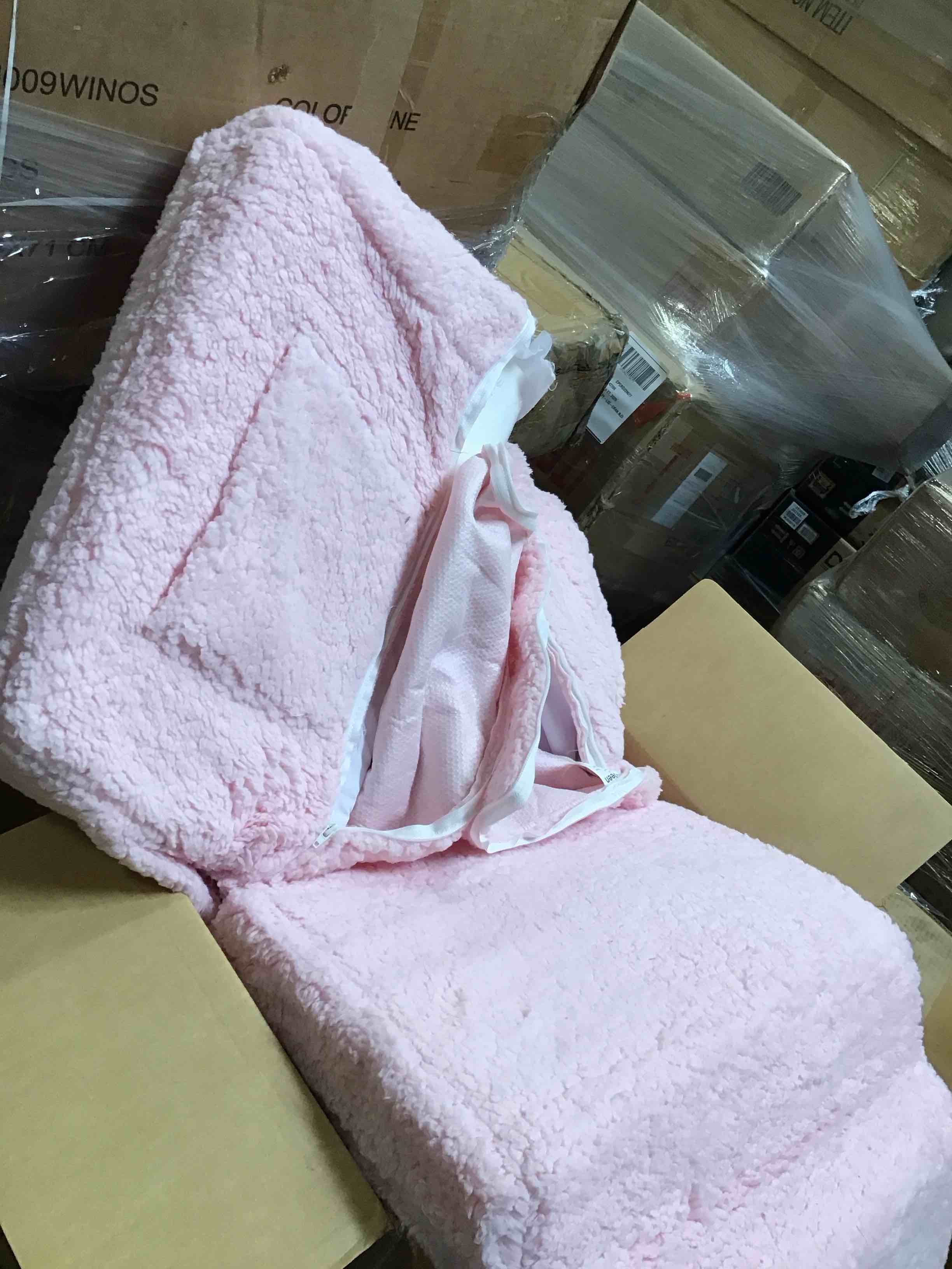 https://s3.amazonaws.com/lotting-images-prod/bidfta/TEA3468710_1751046725671.jpeg