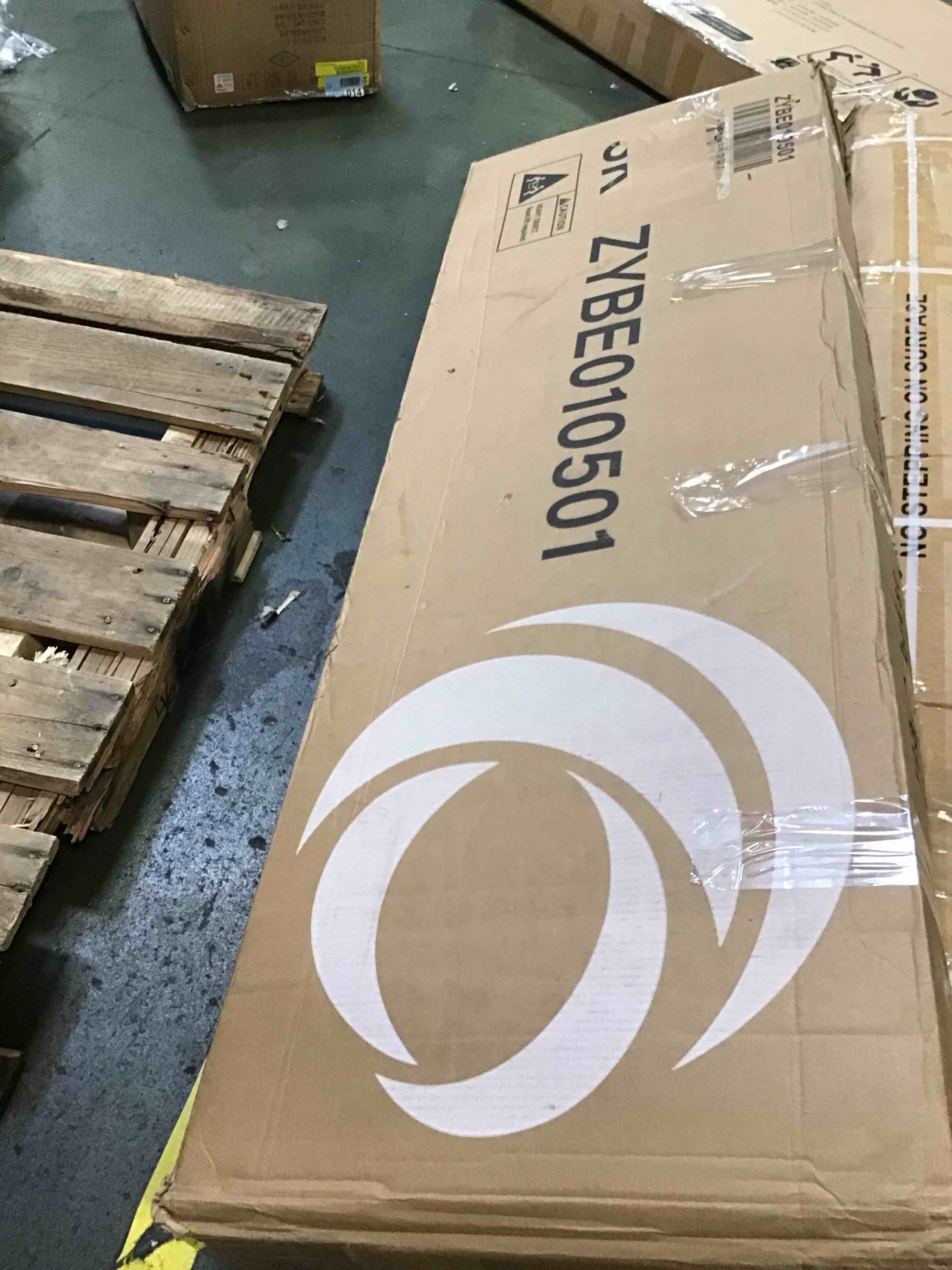 https://s3.amazonaws.com/lotting-images-prod/bidfta/TEA3468732_1751052678632.jpeg