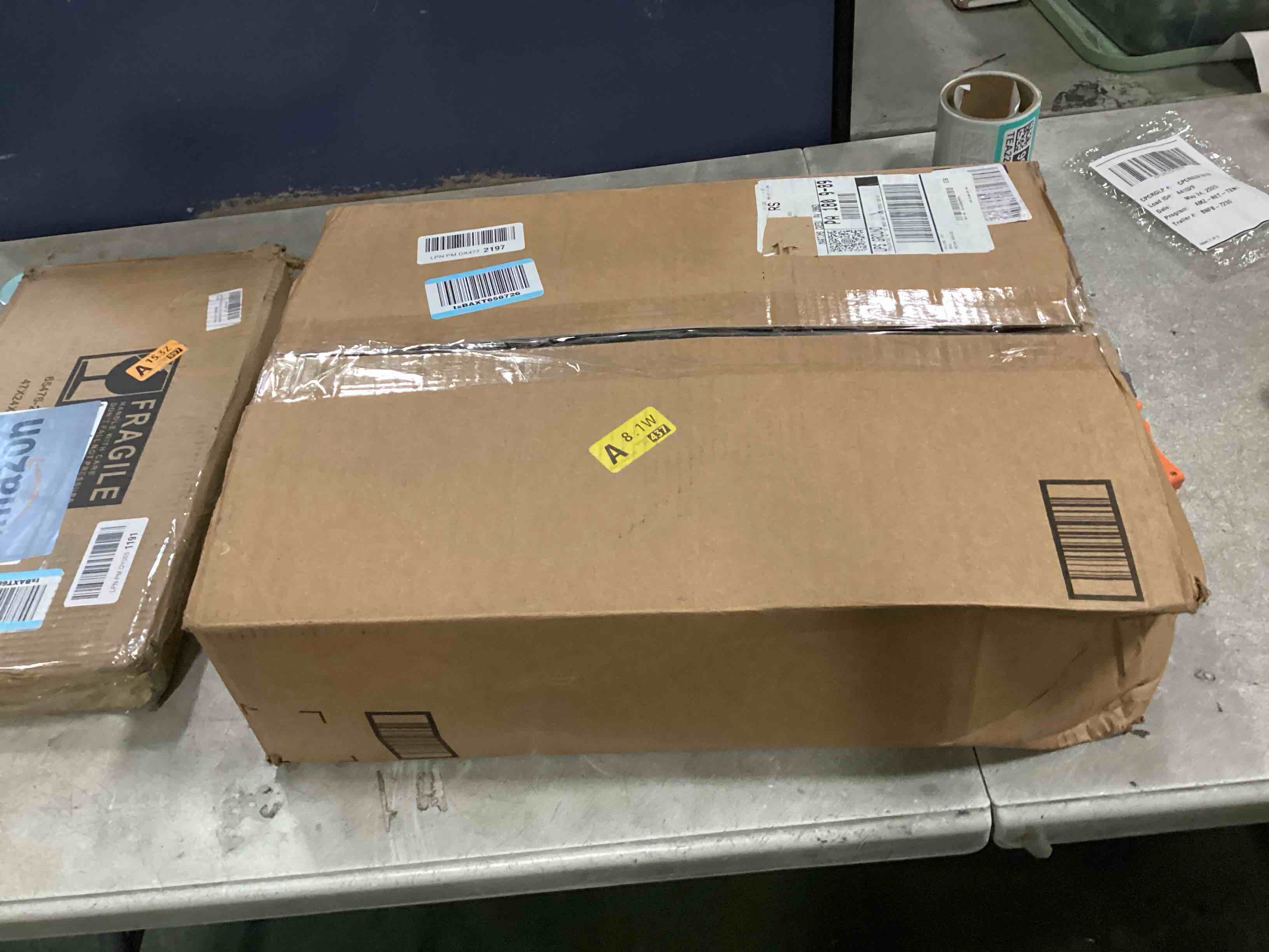 https://s3.amazonaws.com/lotting-images-prod/bidfta/TEA3470210_1748609761560.jpeg