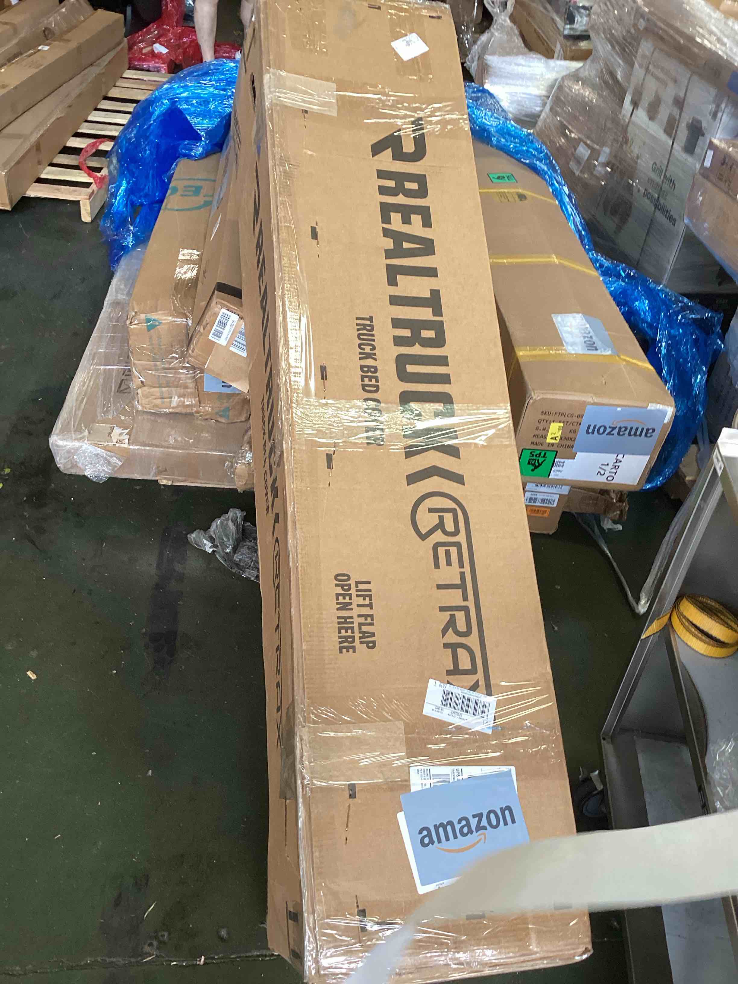 https://s3.amazonaws.com/lotting-images-prod/bidfta/TEA3471007_1750167655743.jpeg