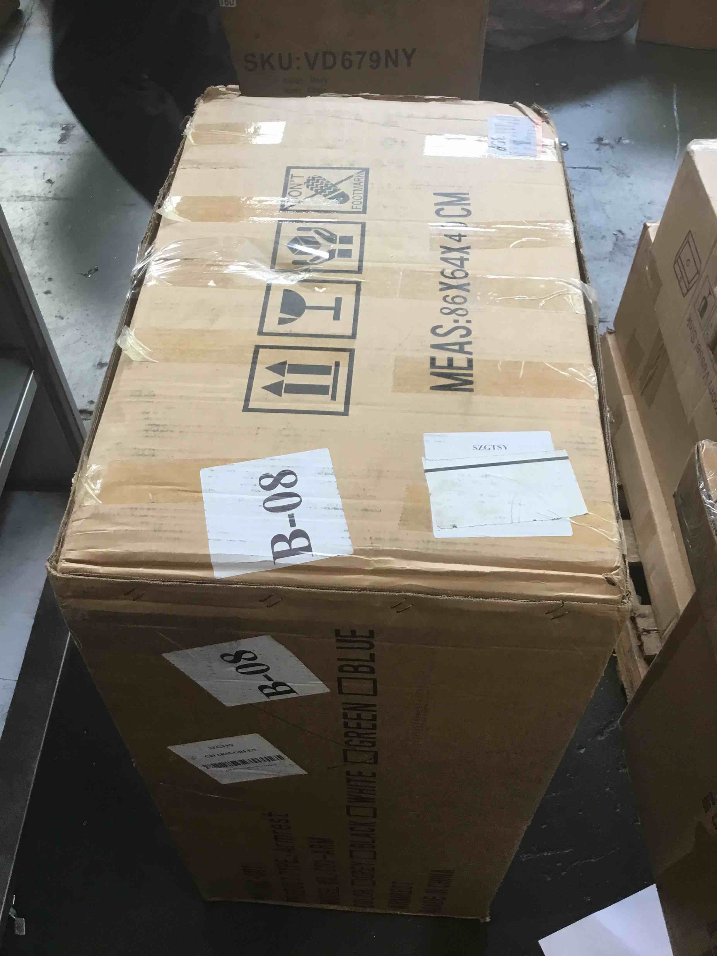 https://s3.amazonaws.com/lotting-images-prod/bidfta/TEA3471080_1750259813245.jpeg