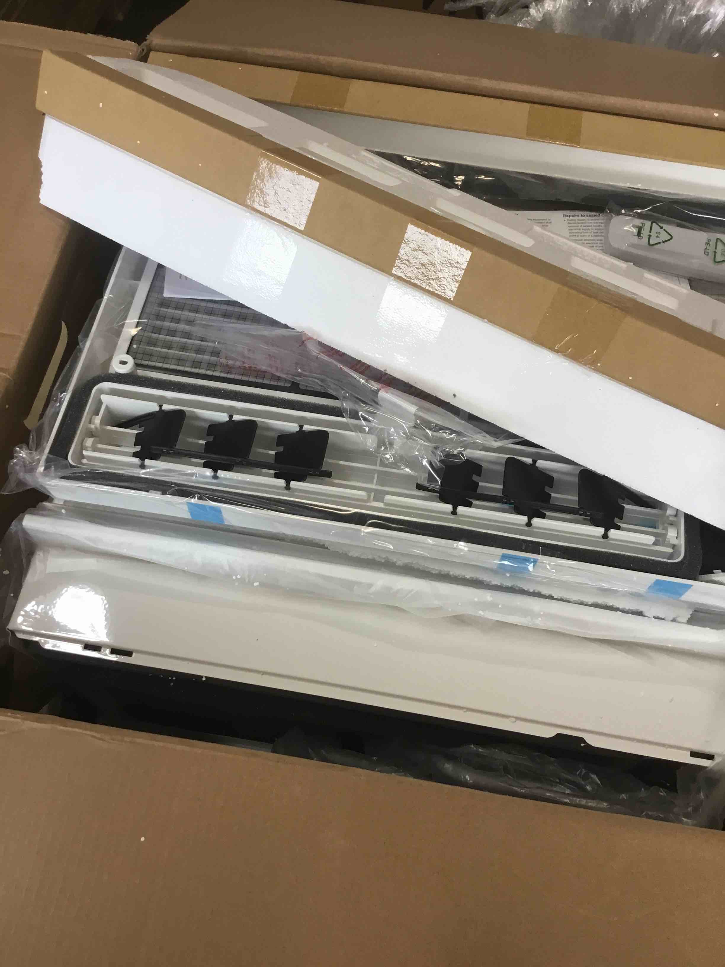 https://s3.amazonaws.com/lotting-images-prod/bidfta/TEA3471081_1750260200138.jpeg