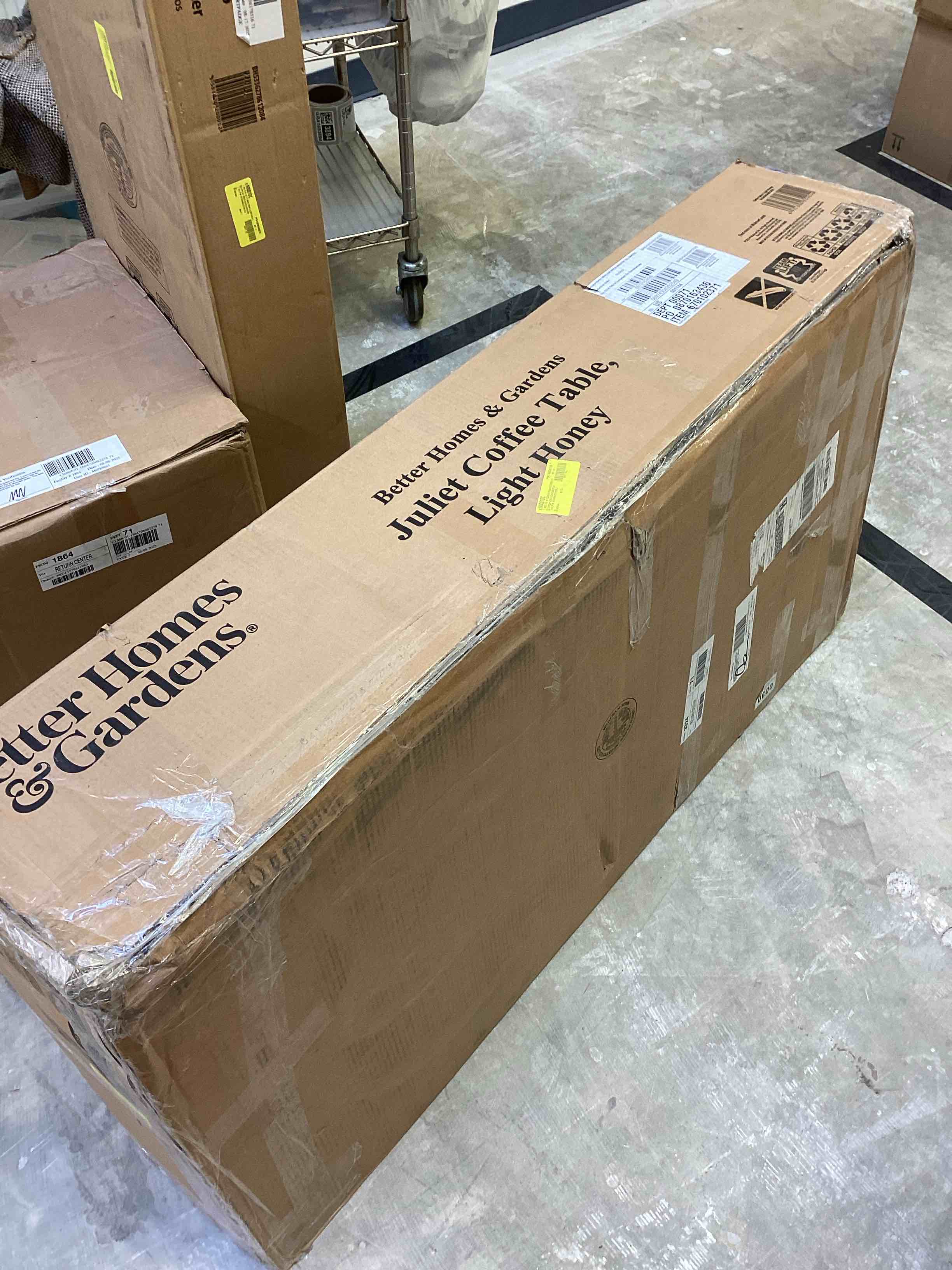 https://s3.amazonaws.com/lotting-images-prod/bidfta/TEA3473143_1757601411937.jpeg