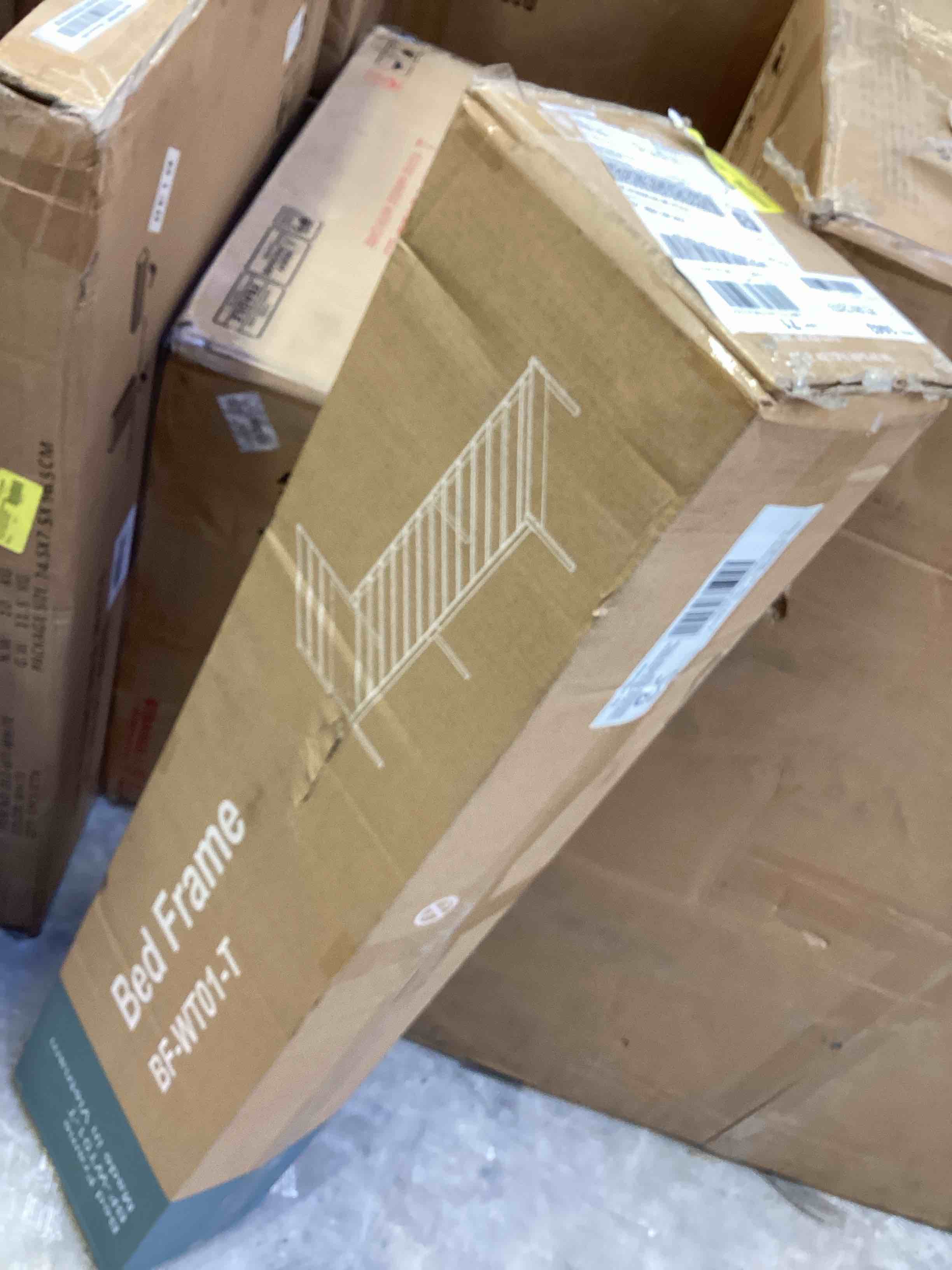 https://s3.amazonaws.com/lotting-images-prod/bidfta/TEA3473145_1757601733346.jpeg
