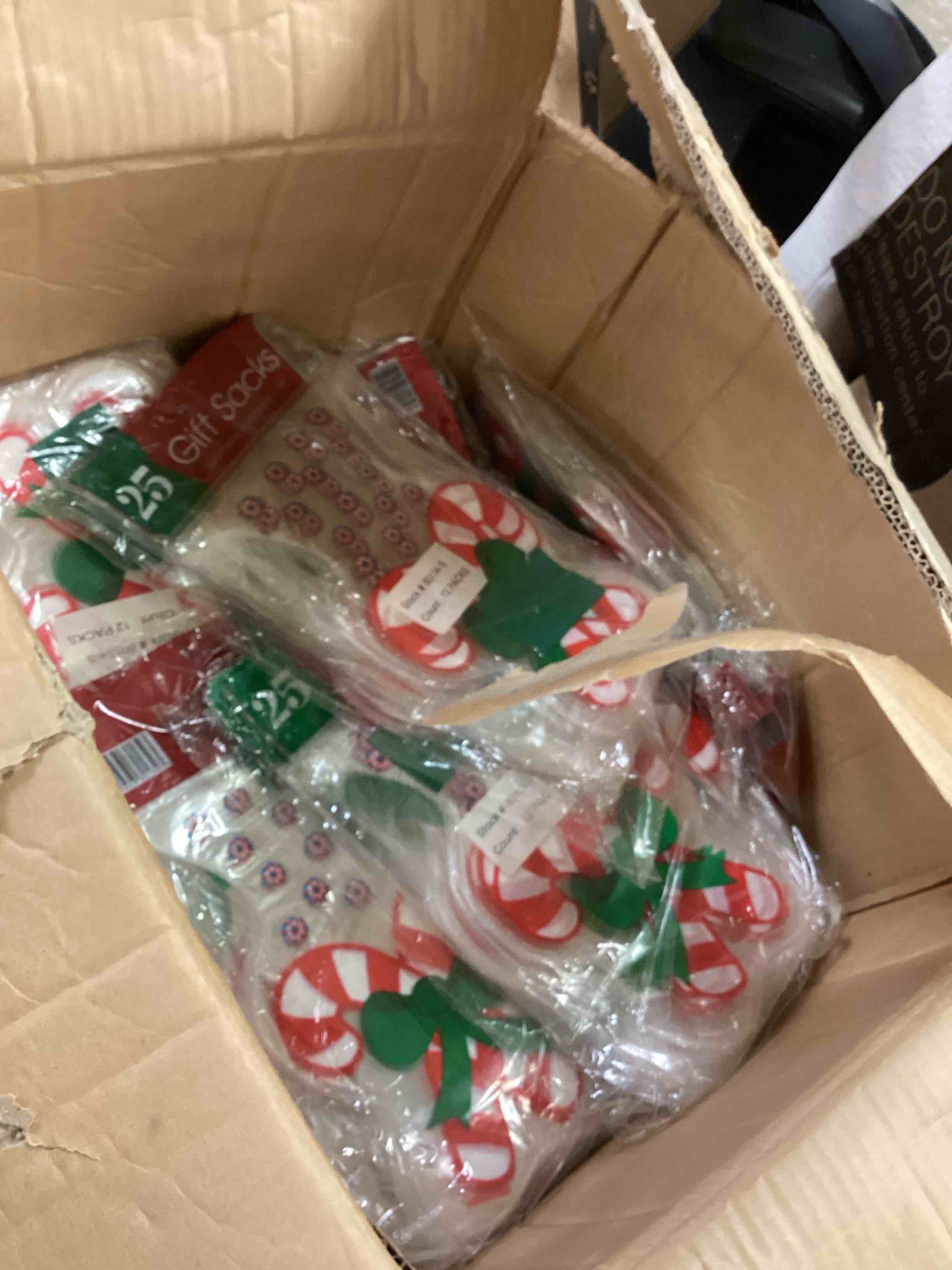 https://s3.amazonaws.com/lotting-images-prod/bidfta/TEA3473241_1758300293359.jpeg