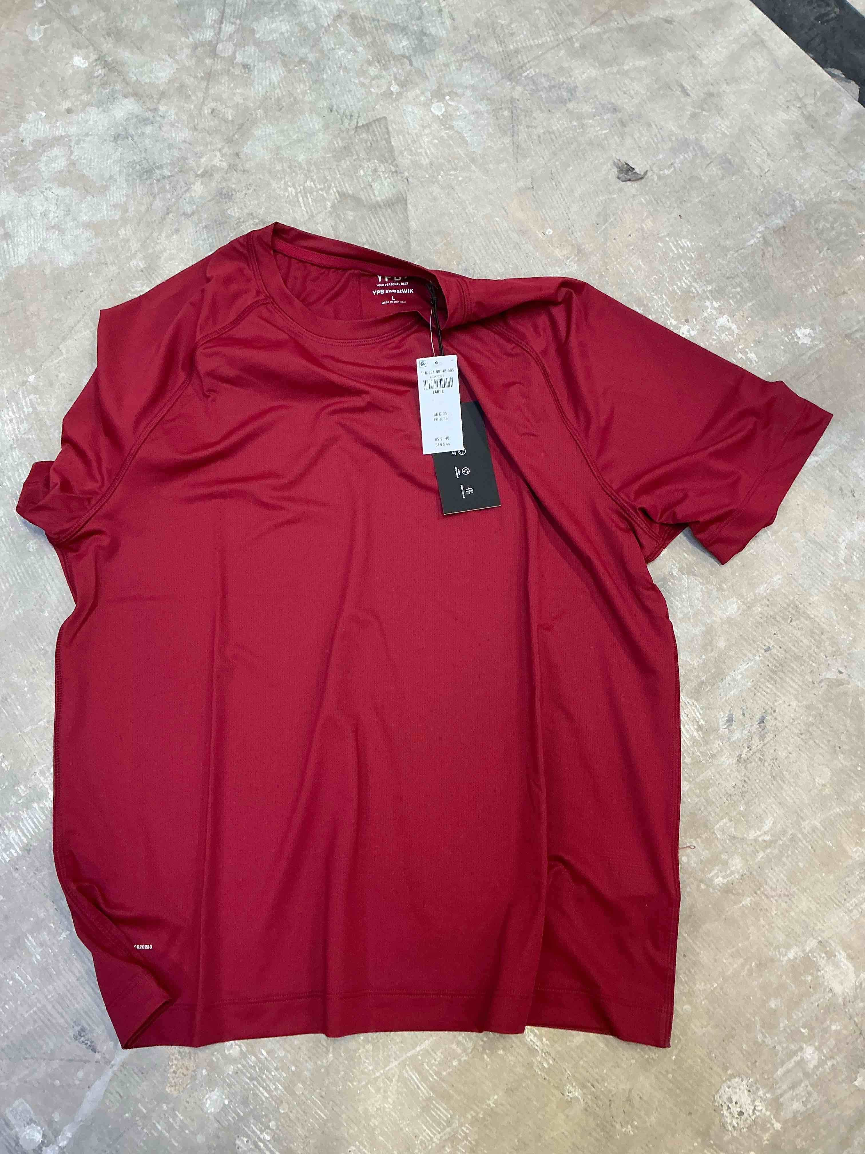 Soft fabric T-shirt, round neck (red color)