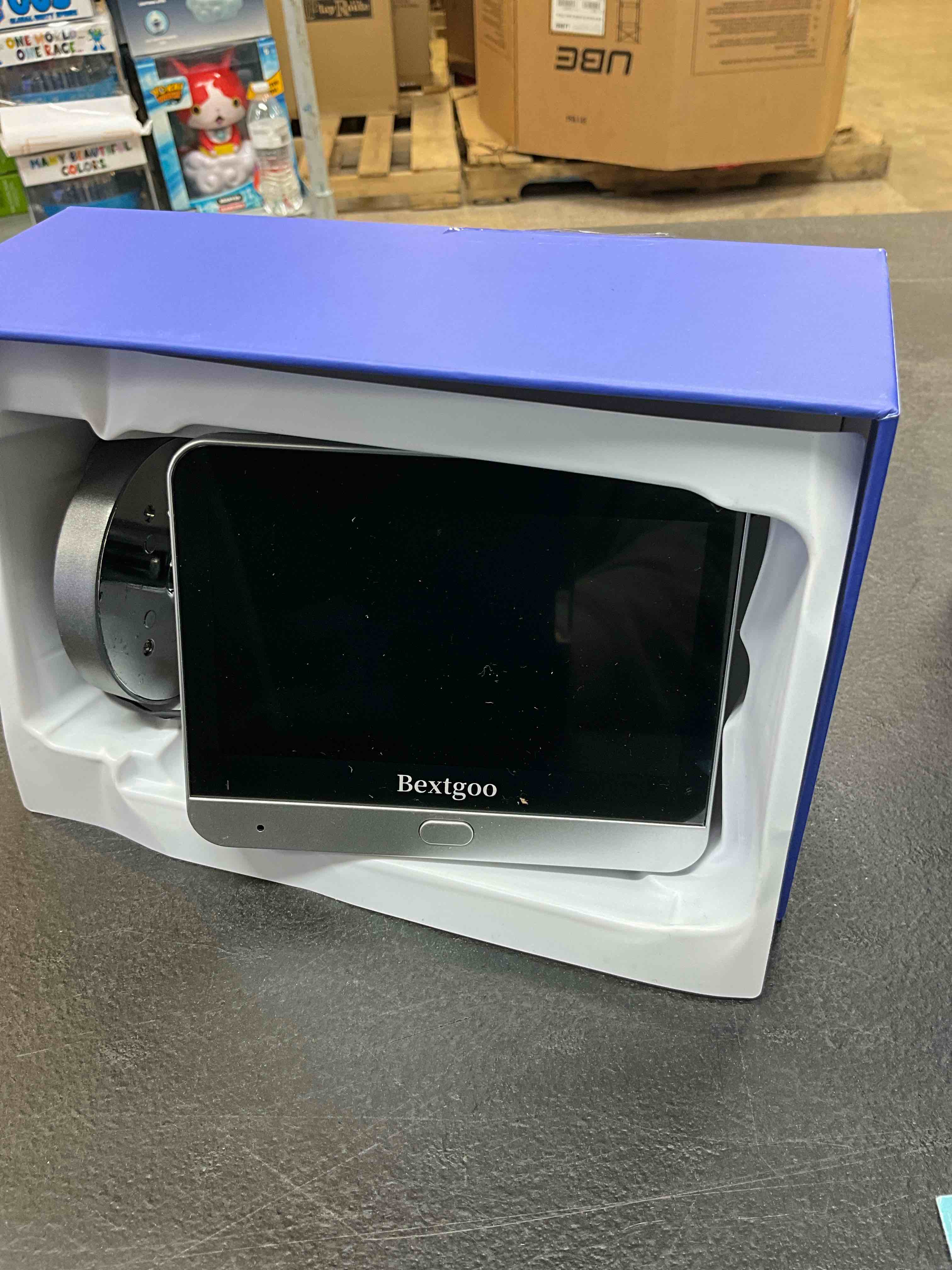 Knives and Electronics