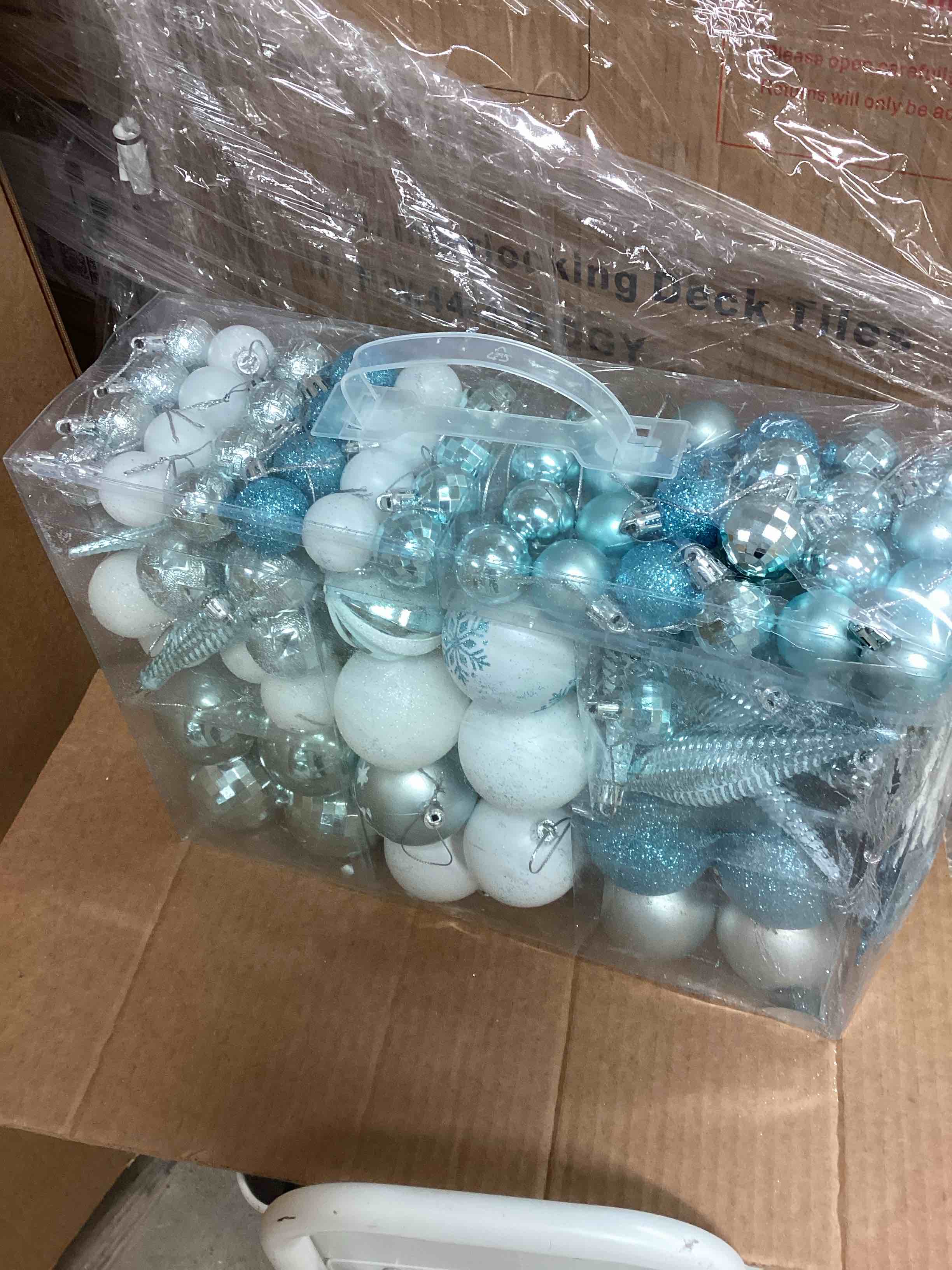 Condition photo showing New/Like New for Joiedomi 133 Pcs Christmas Ornaments, Blue & White Assorted Shatterproof Christmas Balls Ornaments for Xmas Tree Wreath Garland Holidays Indoor/Outdoor Party and Events