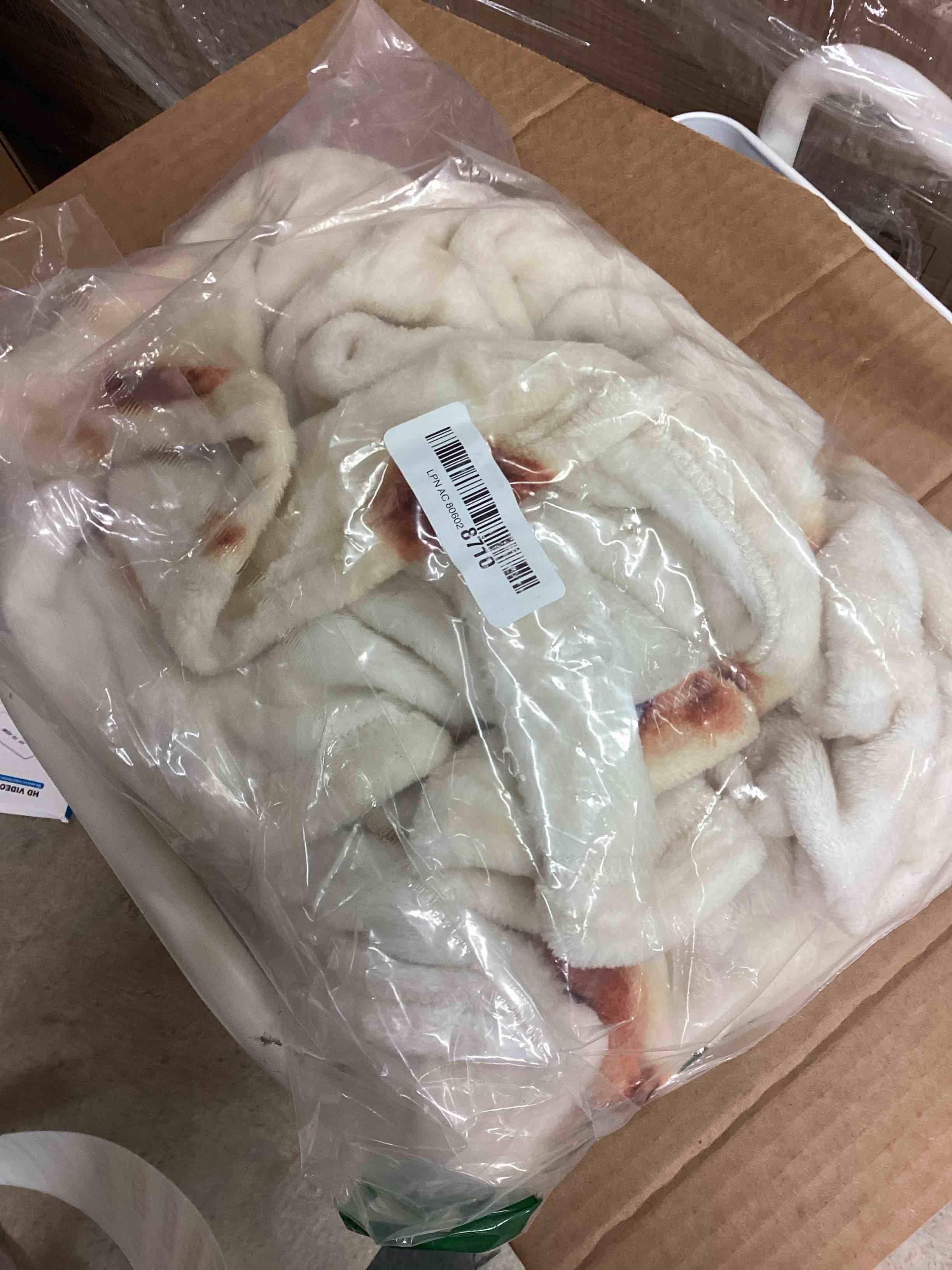 Condition photo showing New/Like New for LetsFunny Burrito Tortilla Throw Blanket, 2.0 Double Sided Burritos Taco Tortilla Wrap Blankets,Giant Funny Realistic Flannel Food Round Blankets,Funny Gifts for Kids Teen Newborn Dog Cat Shower 47in Yellow 47in