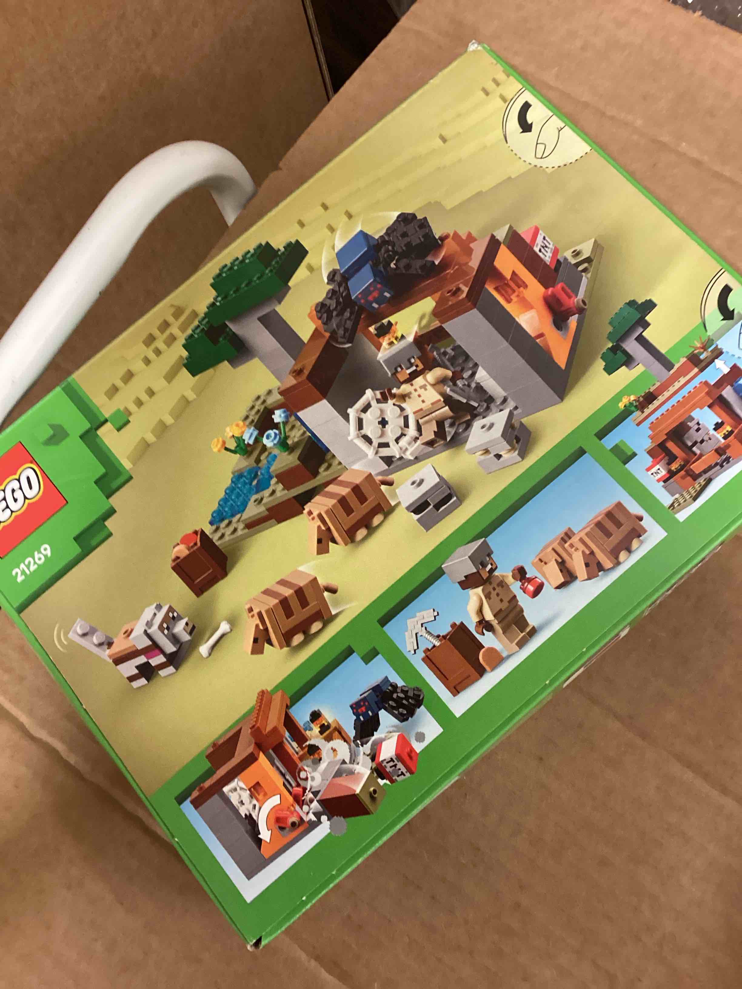 Condition photo showing Good Condition for LEGO Minecraft The Armadillo Mine Expedition Toy Figures and Playset - Building Minecraft Toy for Kids, Boys and Girls, Ages 8+ - with Gaming Figures for Pretend Play - Gift Idea for Birthdays - 21269