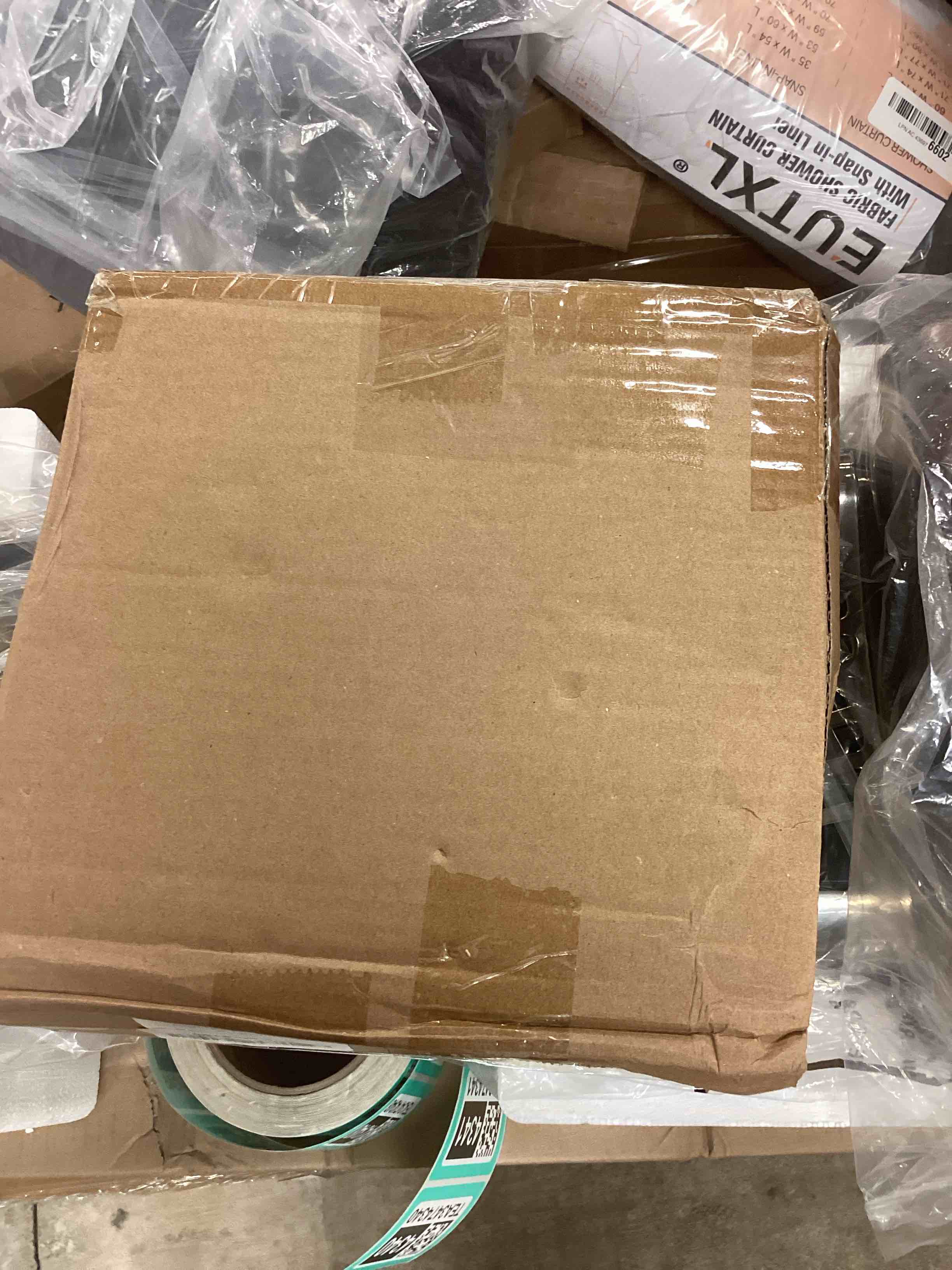 Condition photo showing New/Like New for Natural Solid Wood Step Stool 9 Inch Short Sit Chair Portable Round Small Four Legged Wooden Sitting Stool for Adults Bathroom Classroom Bedroom Kitchen Plant Stand Decor, Detachable