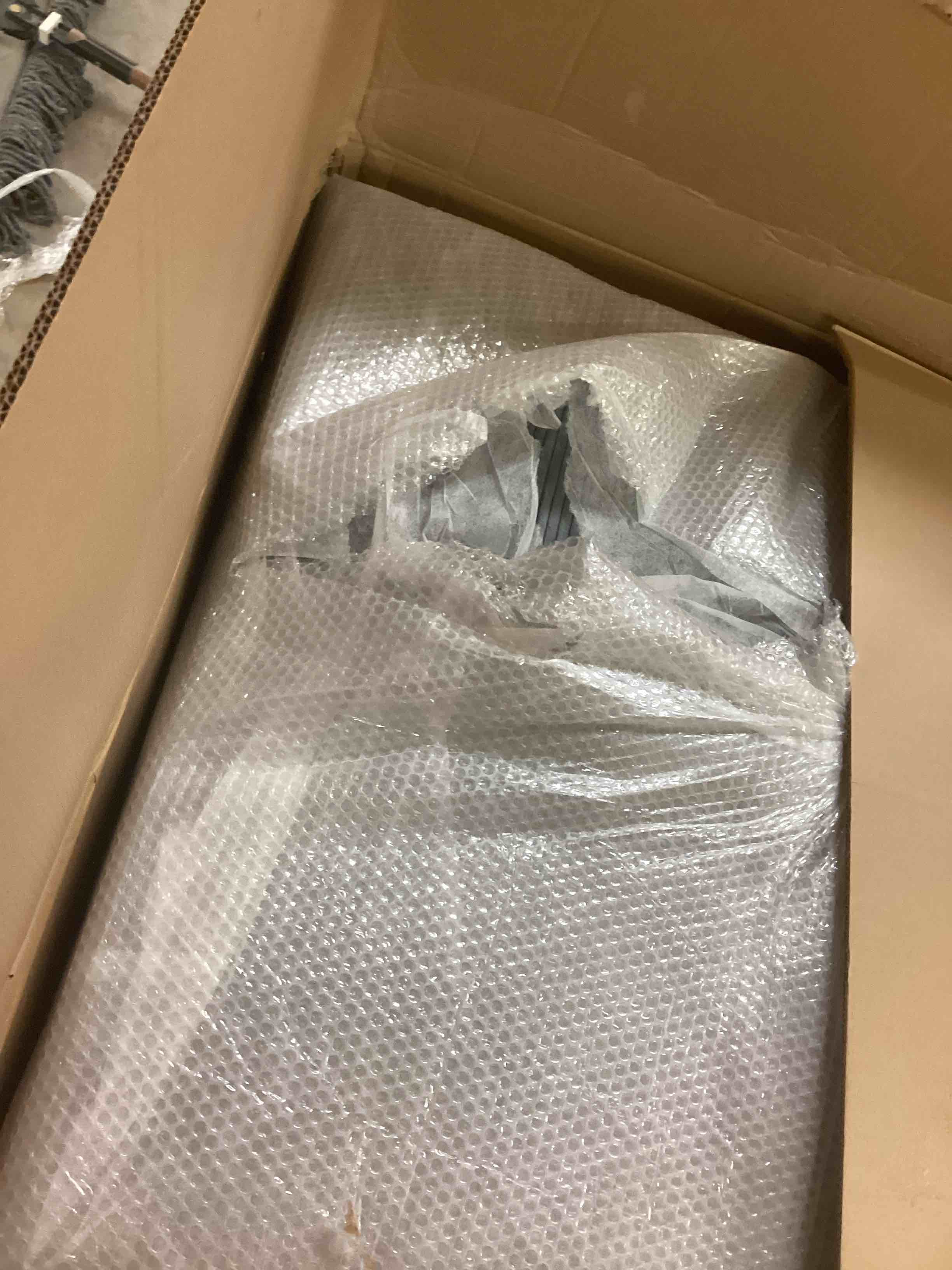 Condition photo showing Good Condition for 94083 Corner Sofa(D94083-C