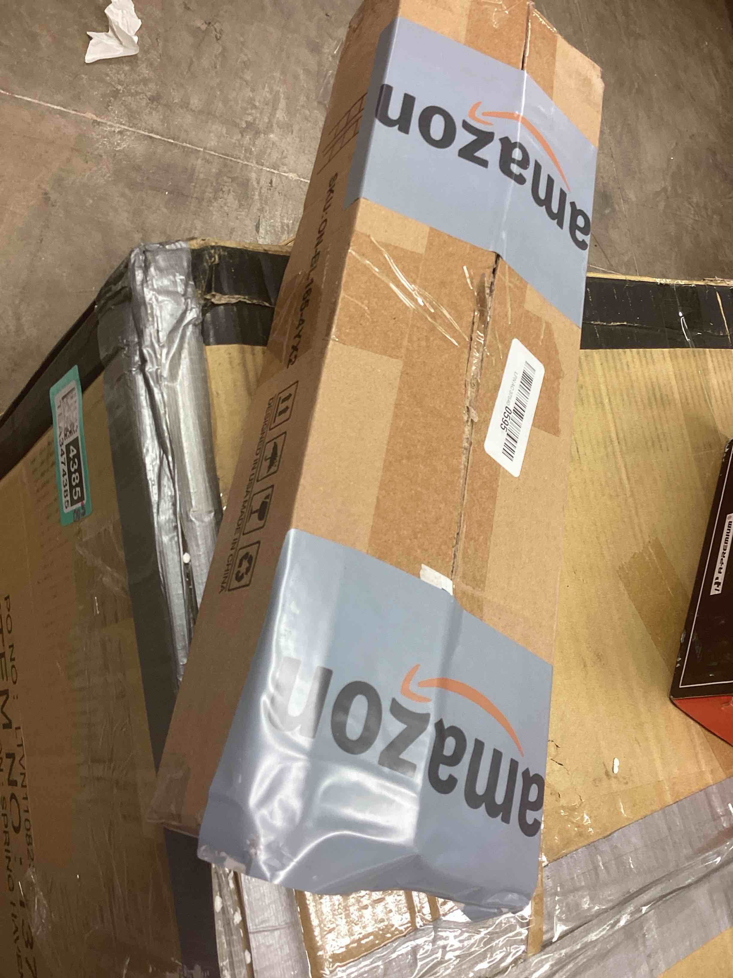 Condition photo showing New/Like New for OUSHENG 2 Pack Towel Rack Blanket Ladder 4 Bar Wall Leaning Decorative Standing Towel Storage Holder Organizer for Bathroom Living Room, Silver