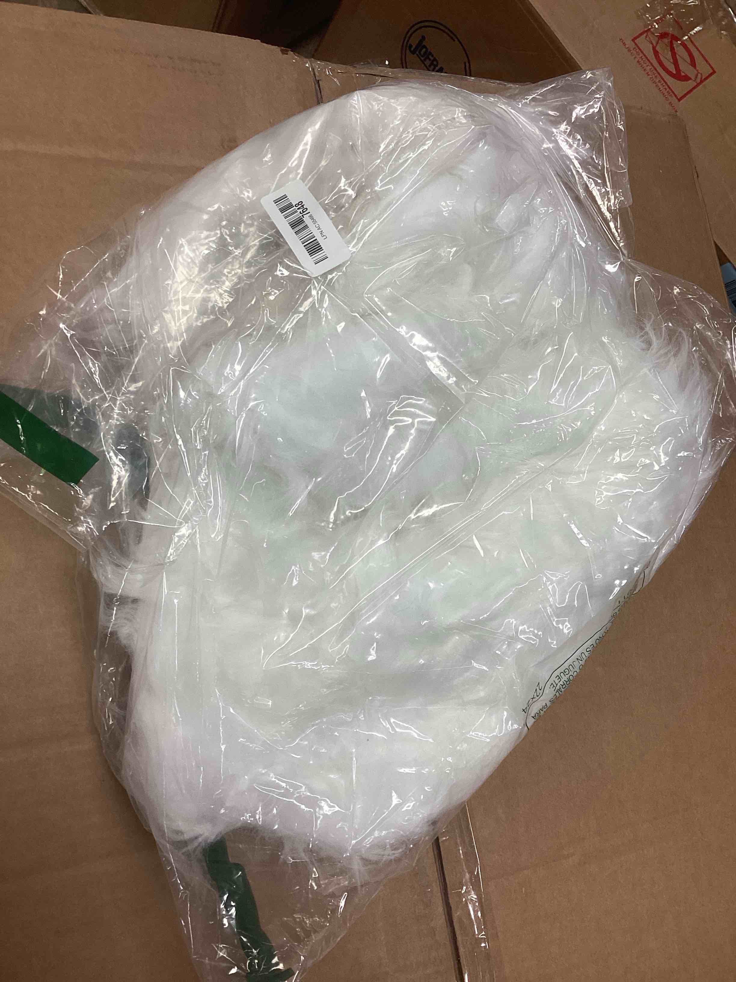 Condition photo showing New/Like New for Fur Pouf Ottoman Unstuffed Floor Pouf White Ottoman Foot Rest NO Filler 20x20x12 Inches Round Poof Seat Floor Bean Bag Chair Foldable Floor Chair Storage for Living Room Bedroom White Cover ONLY White Pouf Cover No Filler