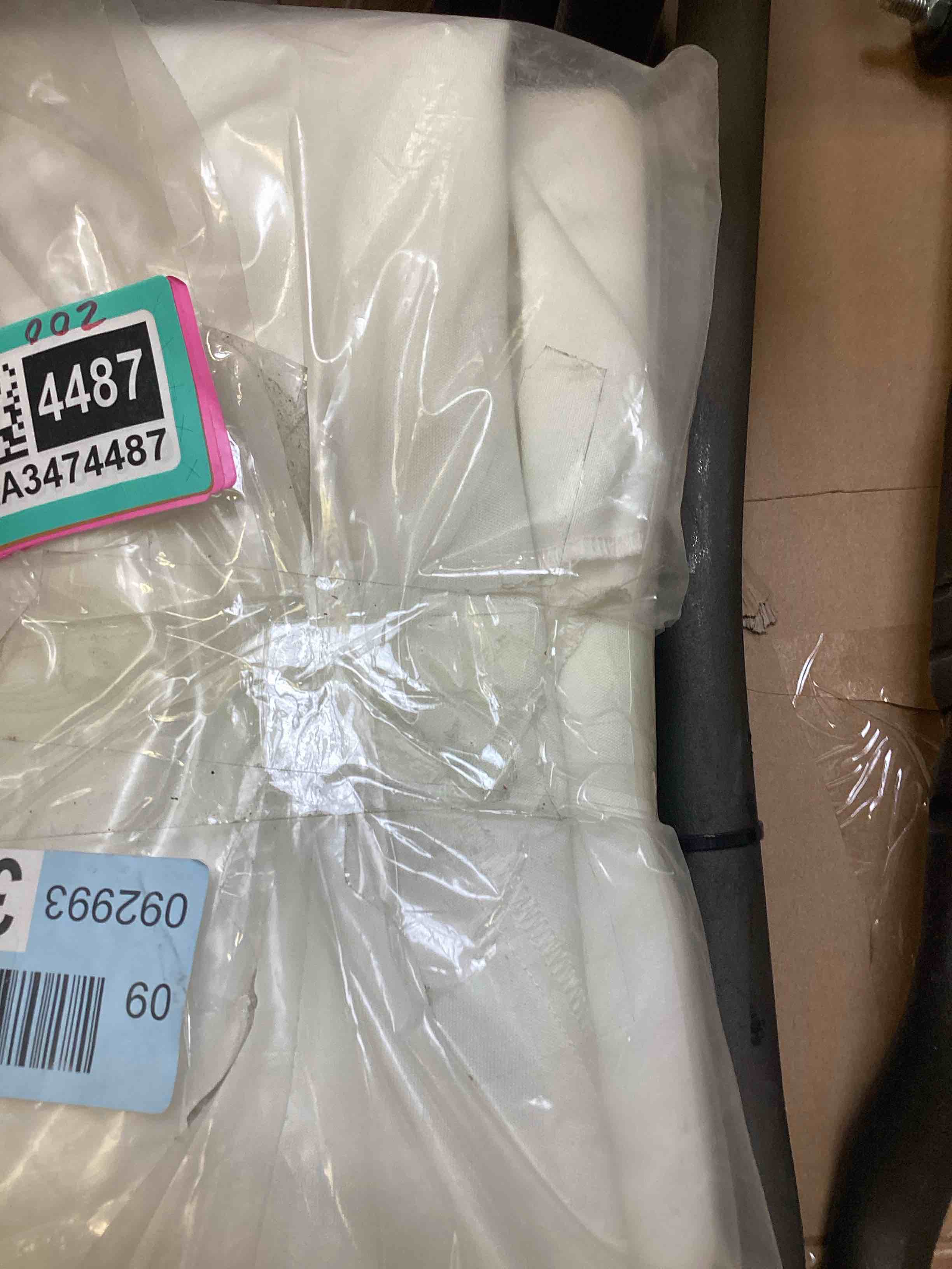 Condition photo showing Good Condition for Fisher solid color round tablecloth