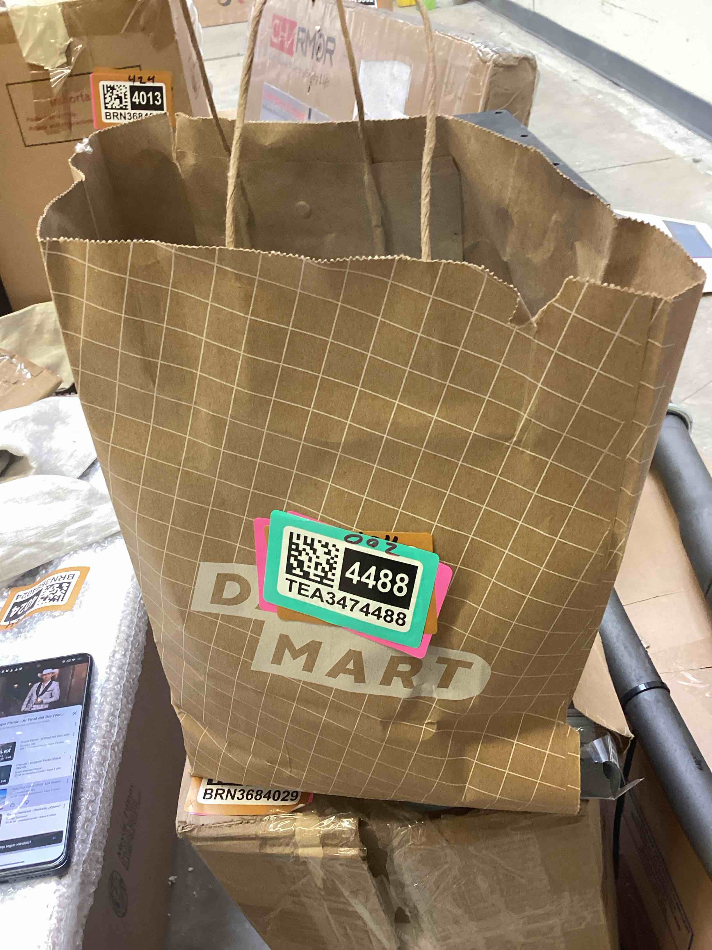 Condition photo showing Good Condition for assorted Miscellaneous, make up items