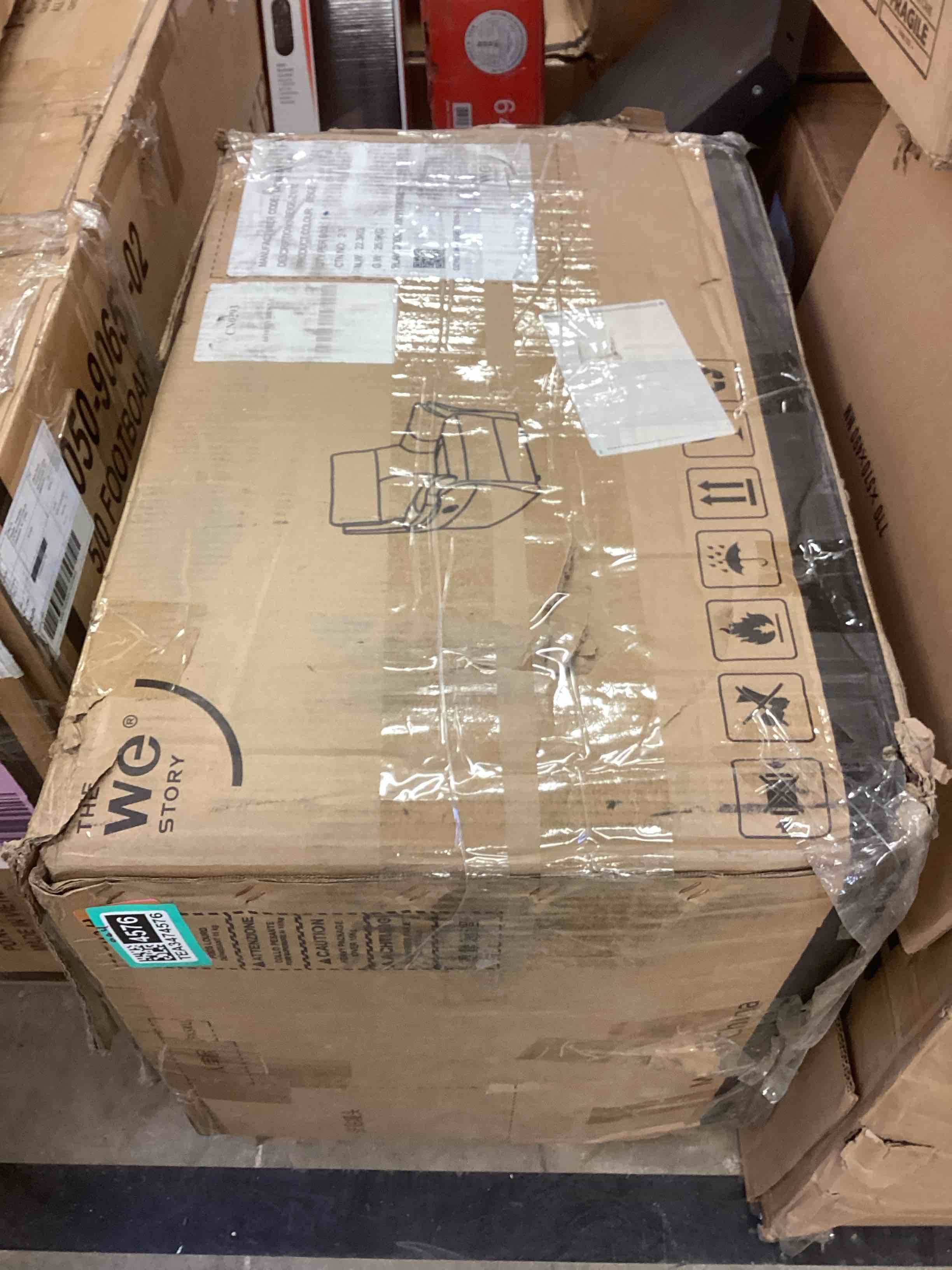 Condition photo showing Good Condition for (INCOMPLETE ITEM (just one box for pick up please see pictures ) AIRSKY Genuine Leather Recliner Chair, Top Grain Leather, Italian forWater-Washing Process, Lazy boy Recliner Chair, for Living Room, Theater Seating, Bedroom. R1, Beige