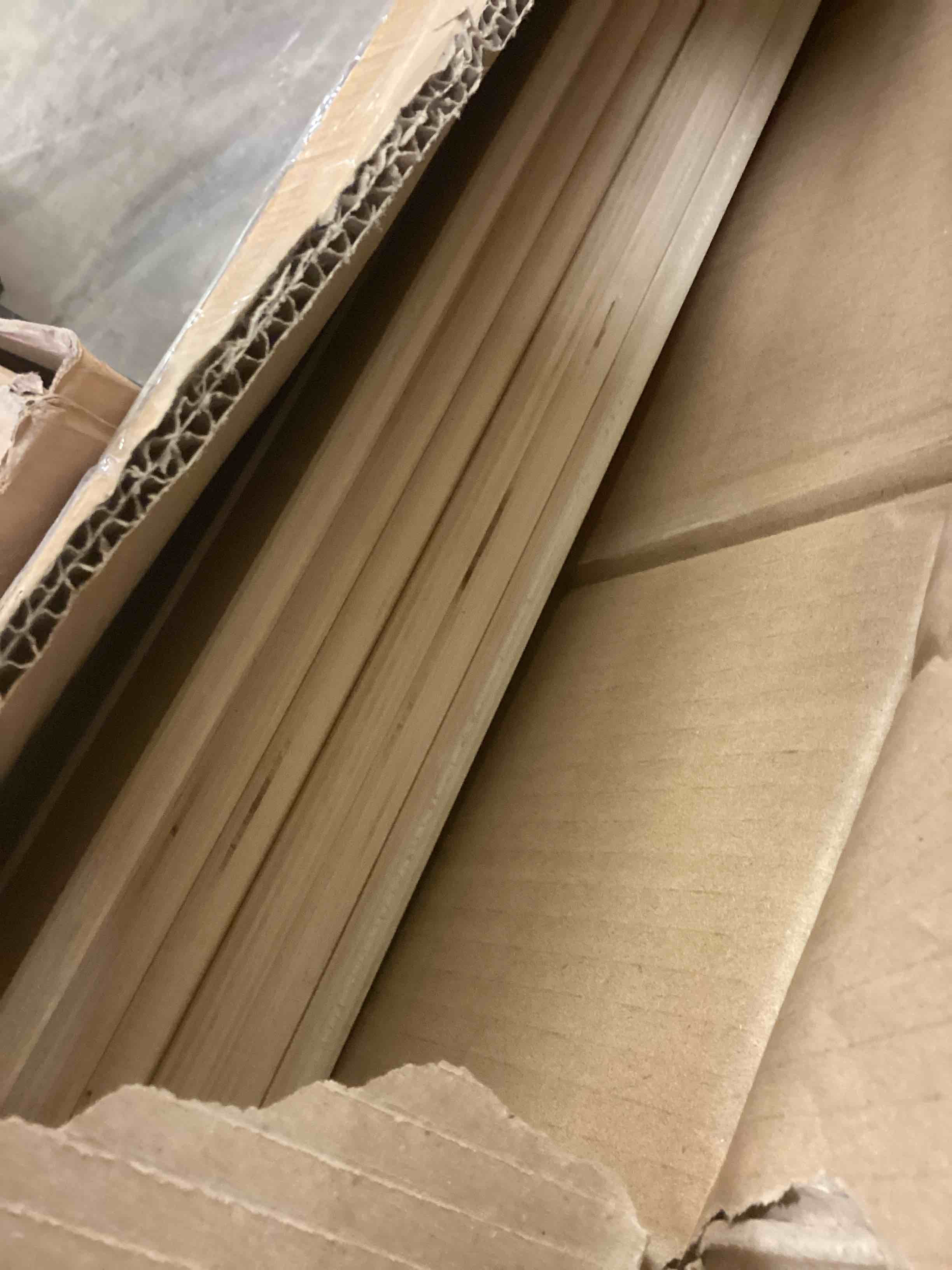 Condition photo showing Good Condition for Harlow Solid Wood Platform Bed Twin(Incomplet )