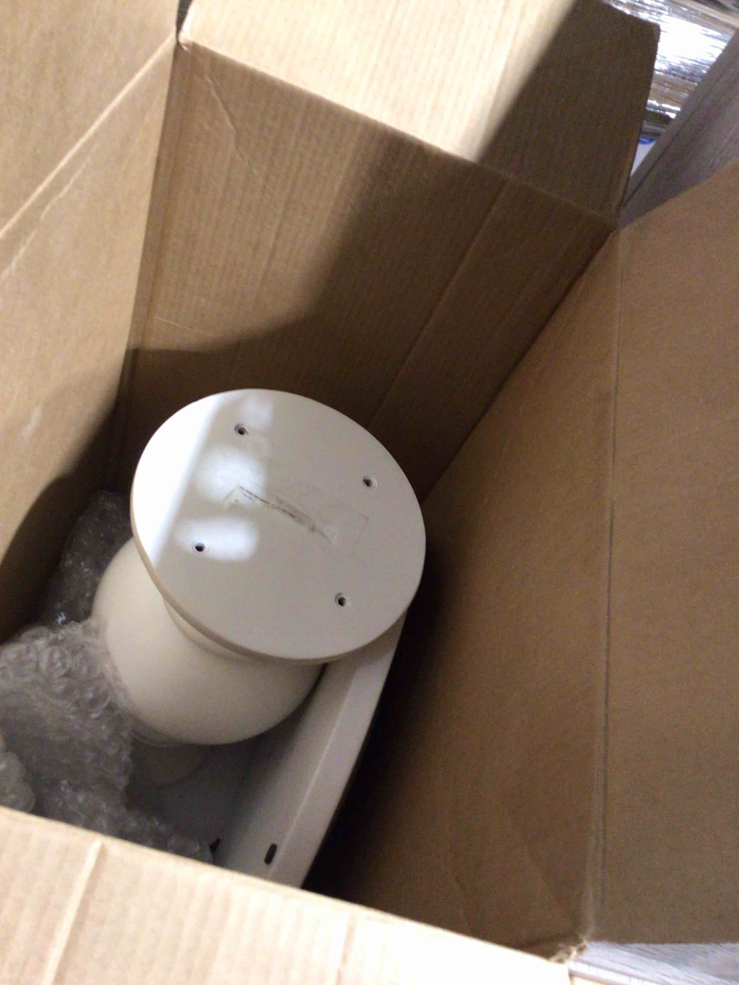 https://s3.amazonaws.com/lotting-images-prod/bidfta/TEA3481024_1757604697068.jpeg