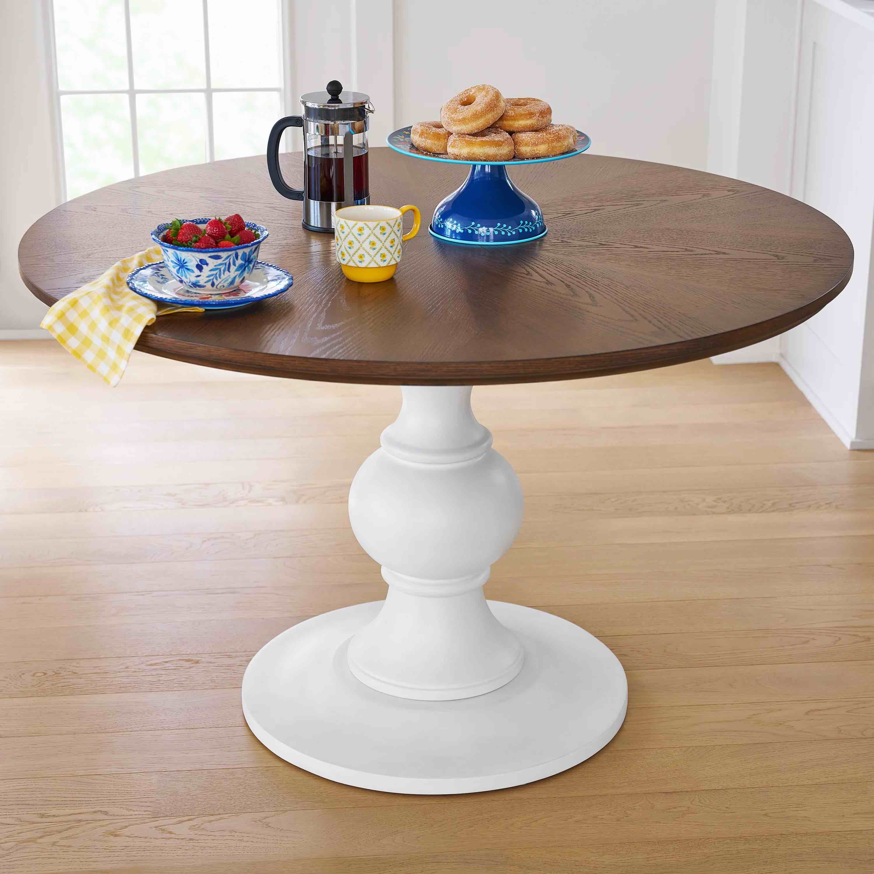 Pioneer Woman Callie Round Dining Table, White Finish