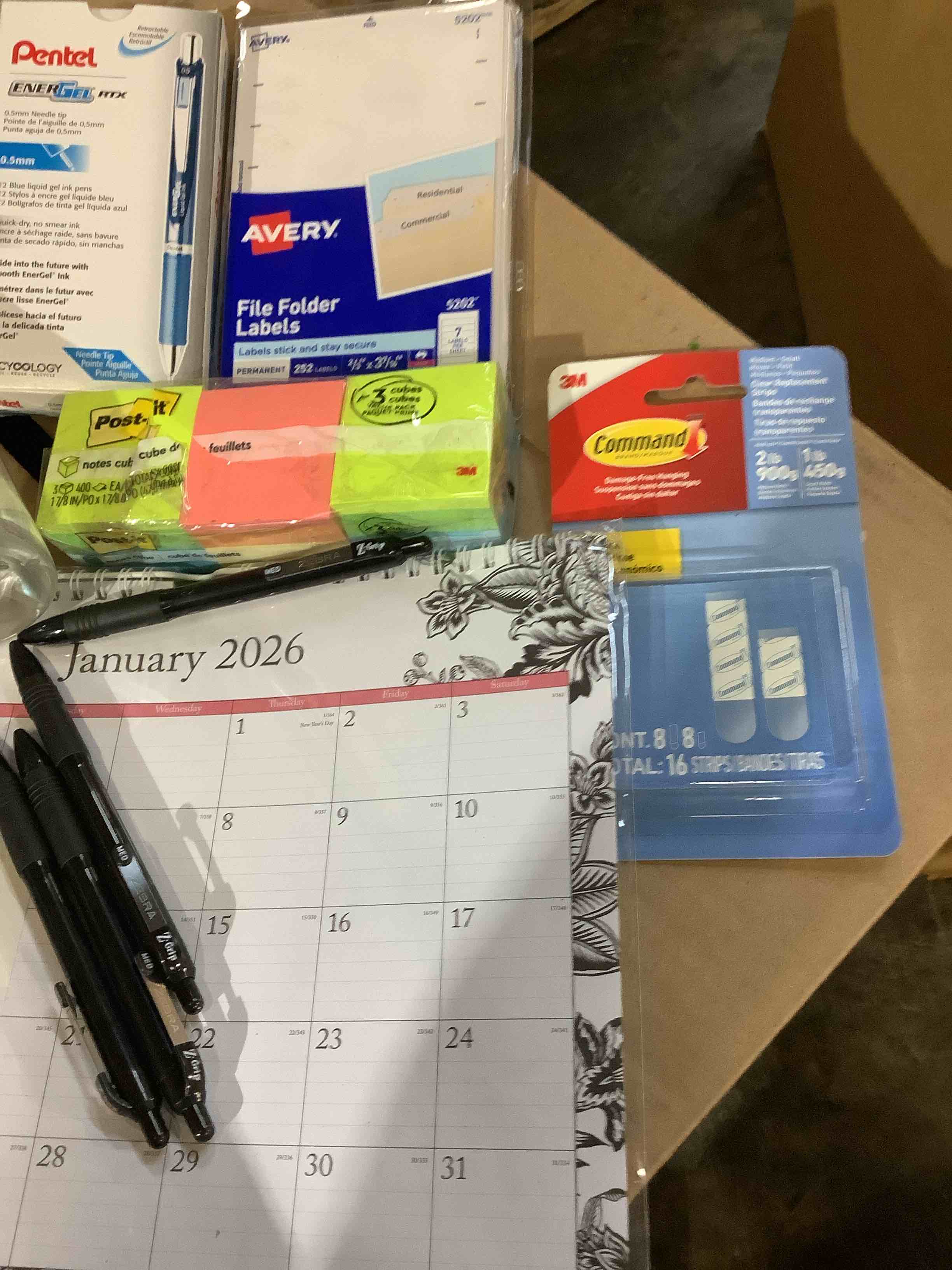 https://s3.amazonaws.com/lotting-images-prod/bidfta/TEA3481306_1758570572407.jpeg