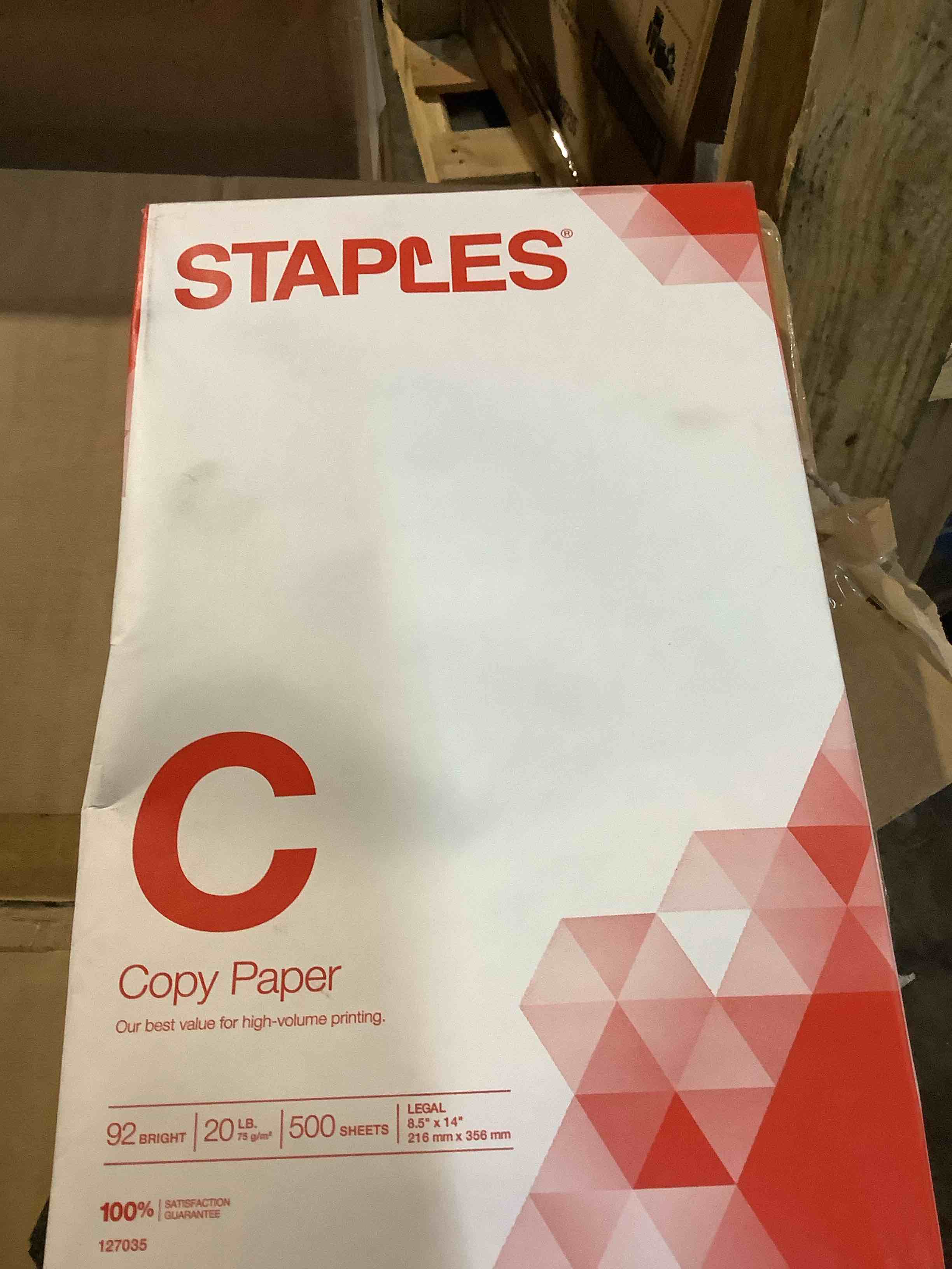staples 8.5 x 14 copy paper 20 lbs 92 brightness 500/rm (127035/08635-0), 10 reams