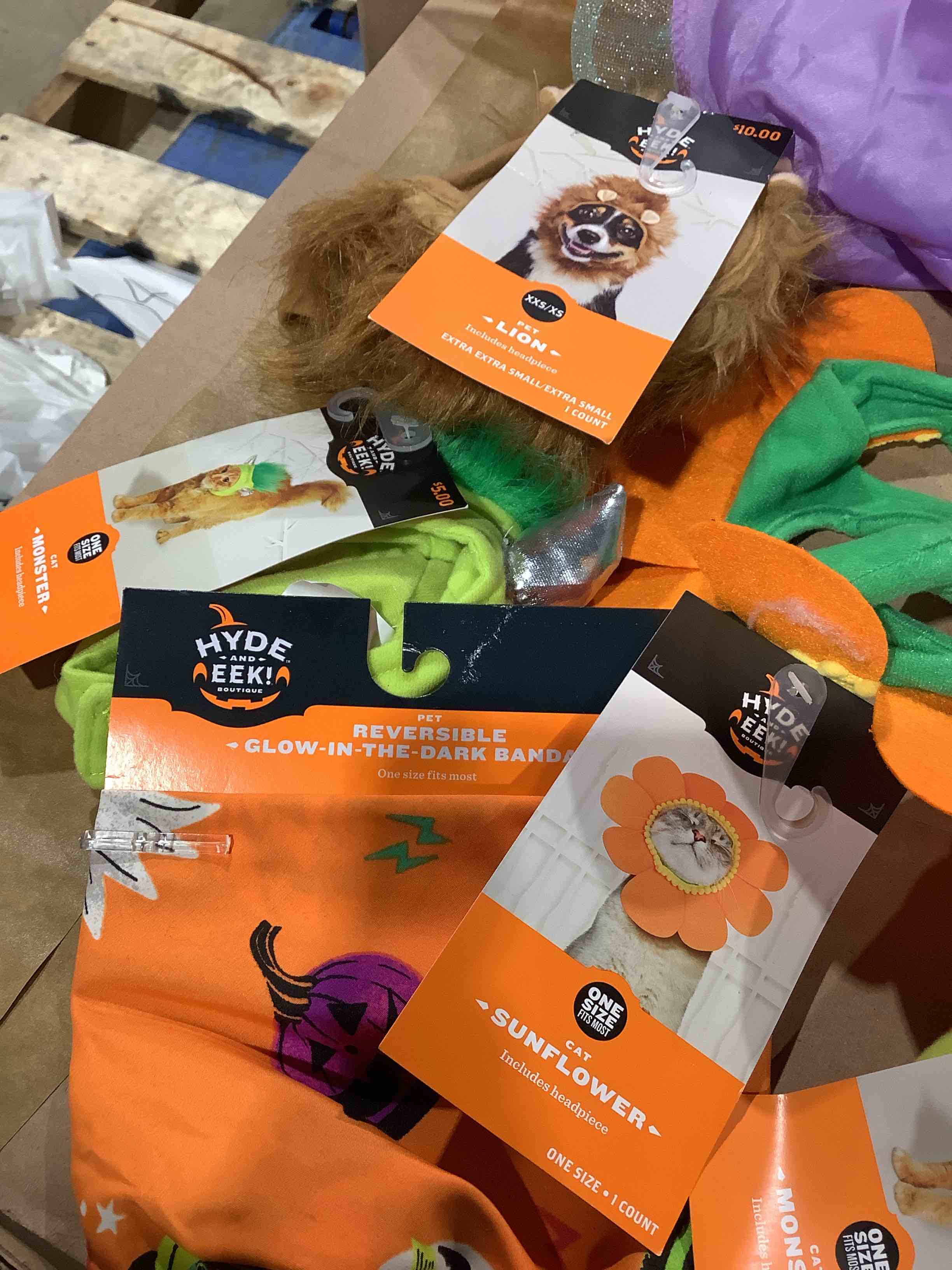 https://s3.amazonaws.com/lotting-images-prod/bidfta/TEA3482194_1759862708246.jpeg