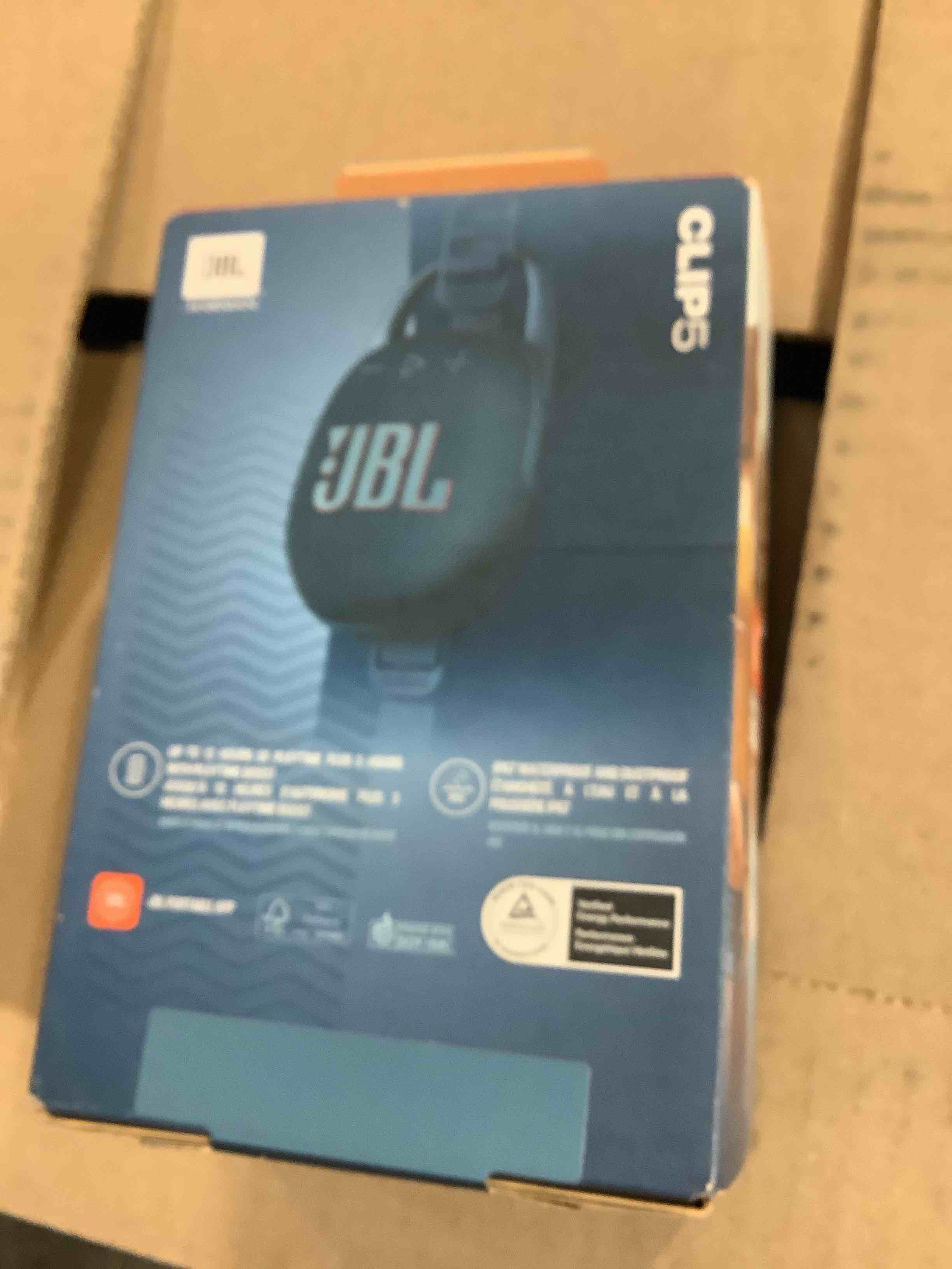 https://s3.amazonaws.com/lotting-images-prod/bidfta/TEA3482332_1760026411252.jpeg