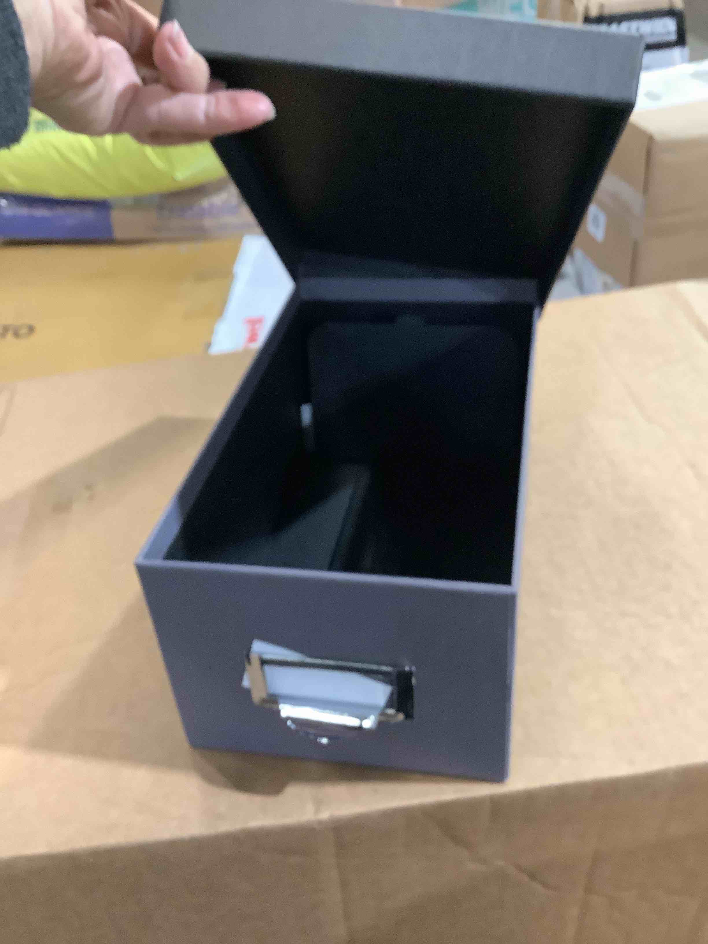 https://s3.amazonaws.com/lotting-images-prod/bidfta/TEA3482477_1760036433907.jpeg