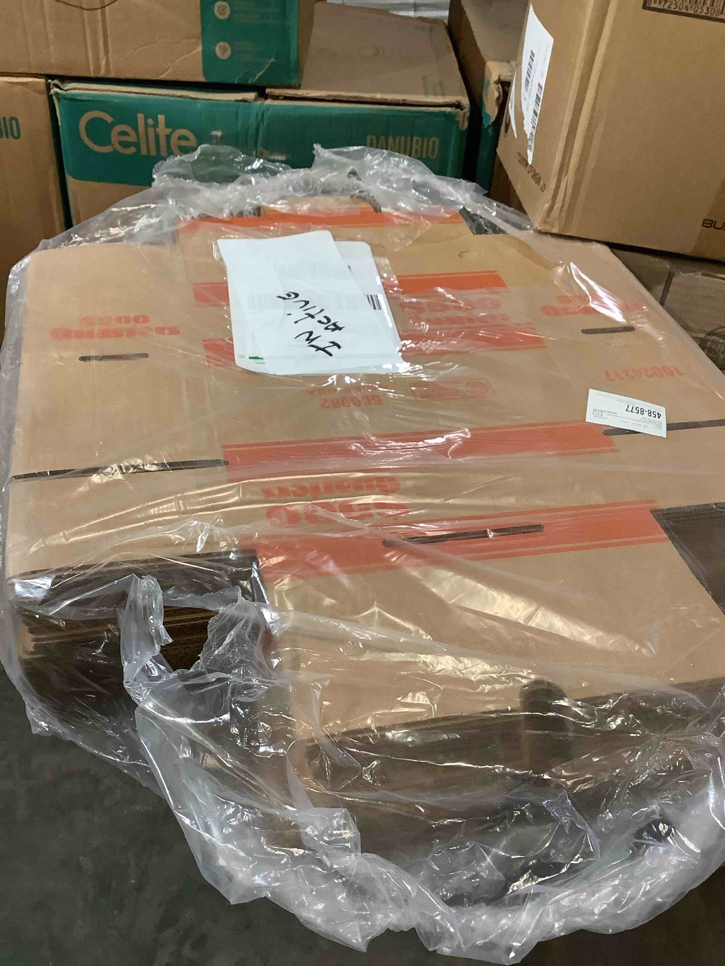 https://s3.amazonaws.com/lotting-images-prod/bidfta/TEA3482712_1760385975901.jpeg