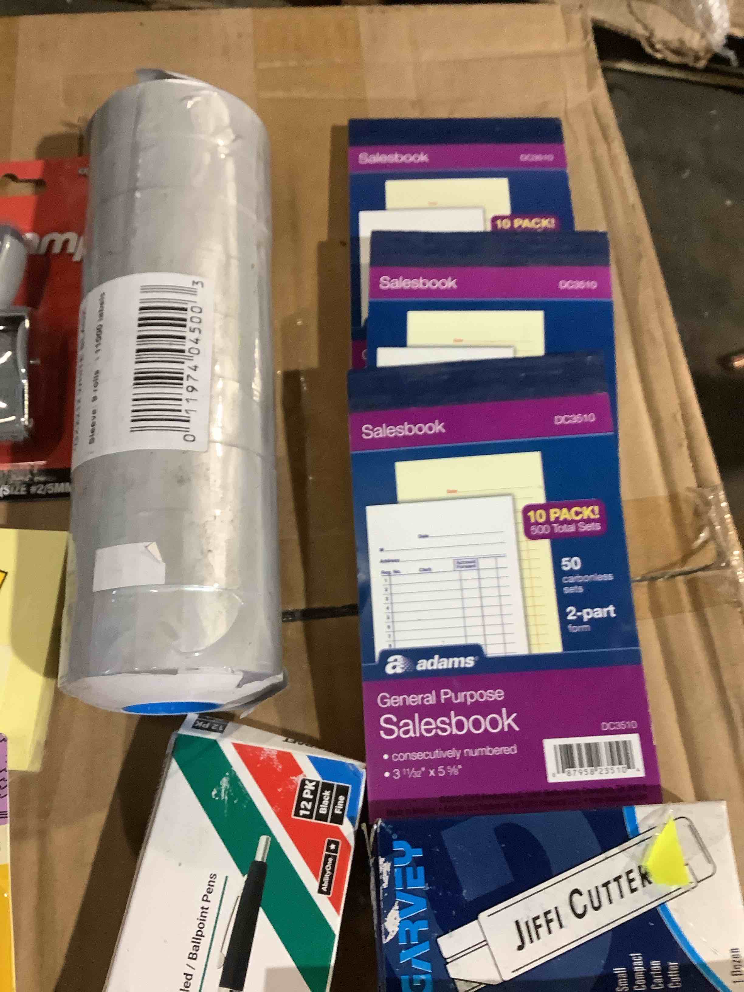 https://s3.amazonaws.com/lotting-images-prod/bidfta/TEA3482841_1760540715363.jpeg