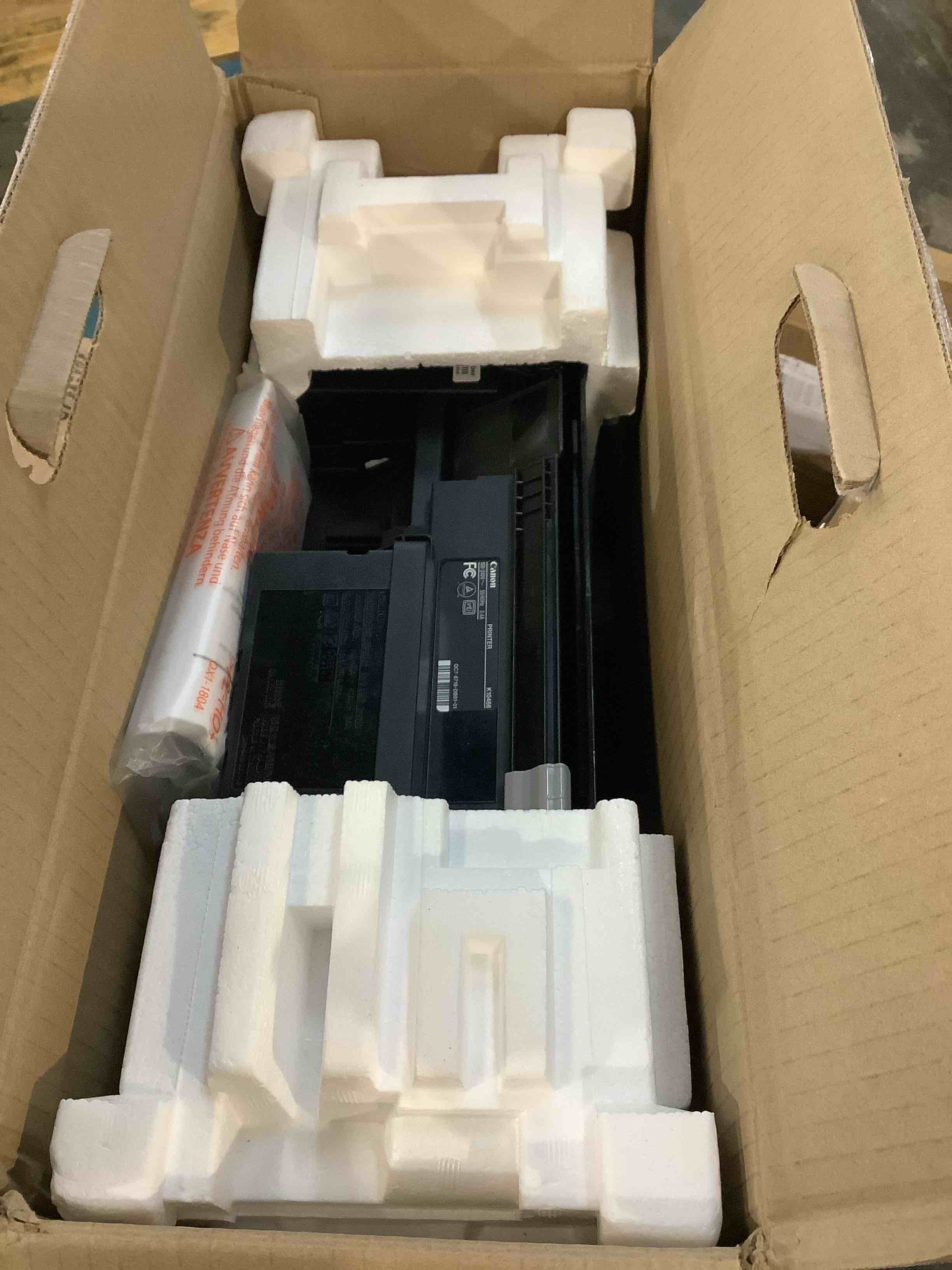 https://s3.amazonaws.com/lotting-images-prod/bidfta/TEA3482898_1760723403493.jpeg