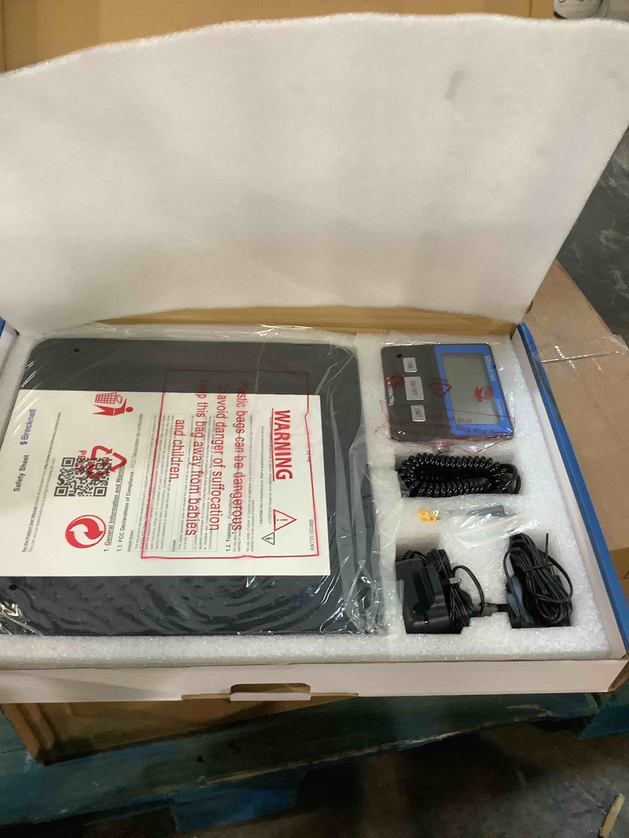 https://s3.amazonaws.com/lotting-images-prod/bidfta/TEA3482907_1760722721187.jpeg