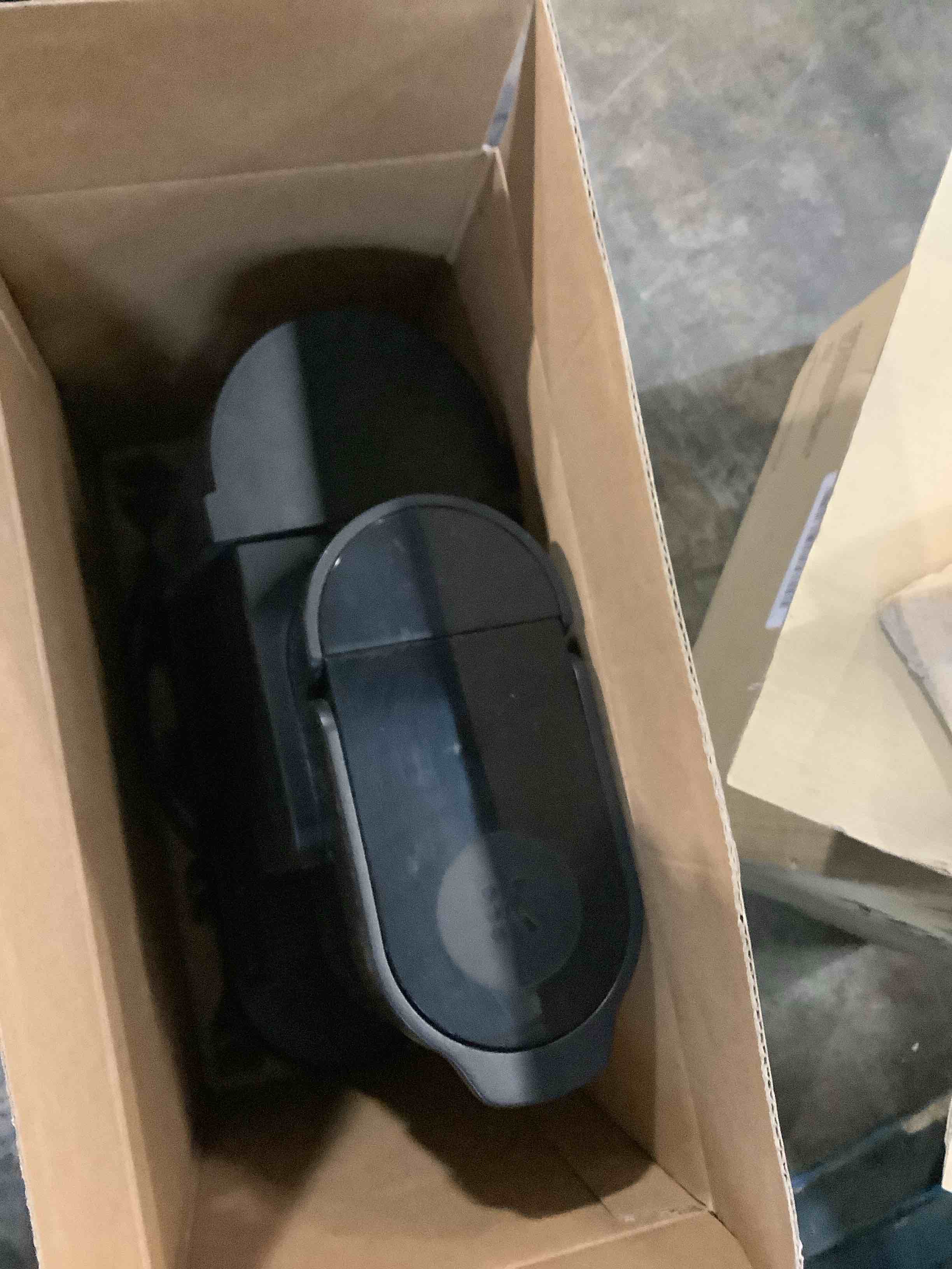 https://s3.amazonaws.com/lotting-images-prod/bidfta/TEA3483224_1760731759565.jpeg