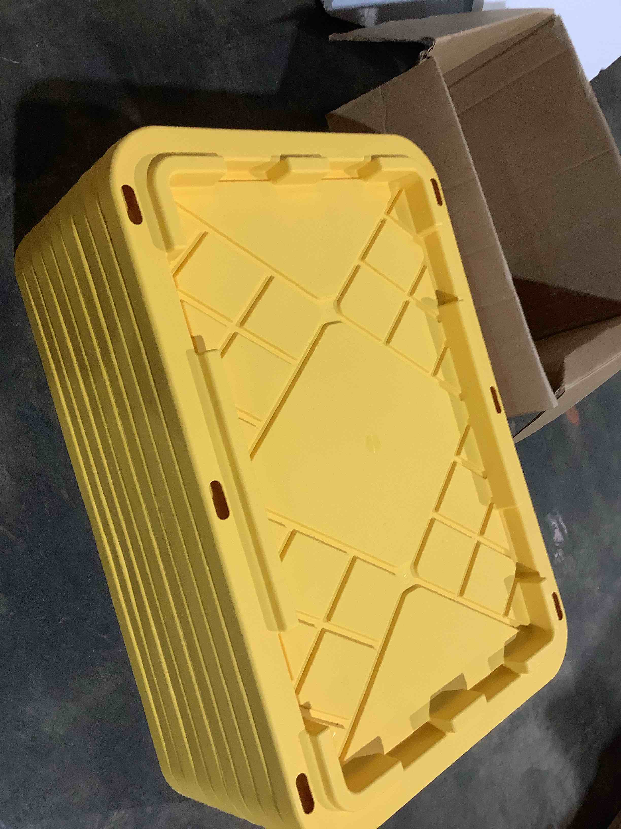 30-1/2”x 20-1/2” YELLOW LIDS ONLY, 10 count