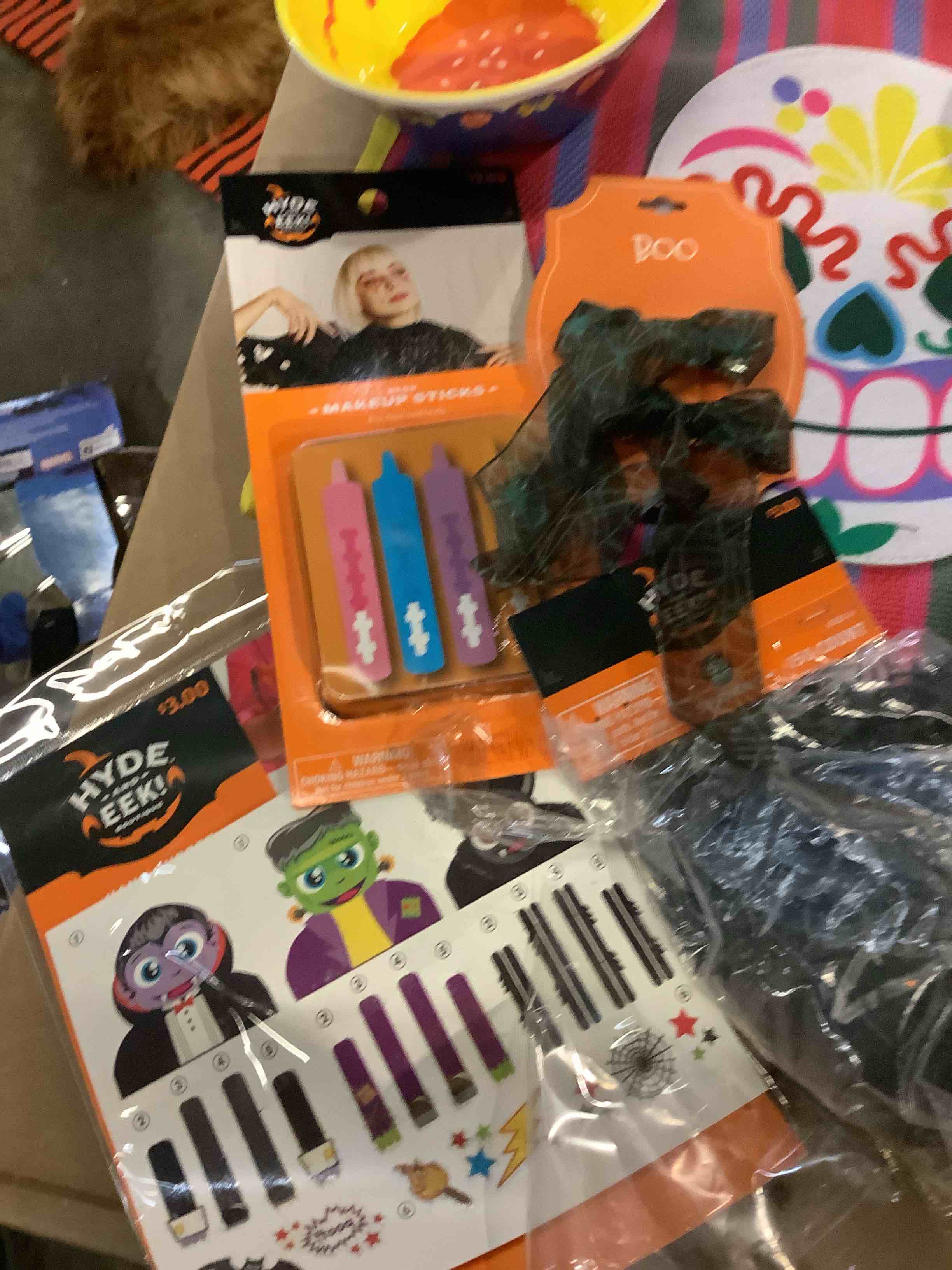 https://s3.amazonaws.com/lotting-images-prod/bidfta/TEA3483480_1761066051996.jpeg