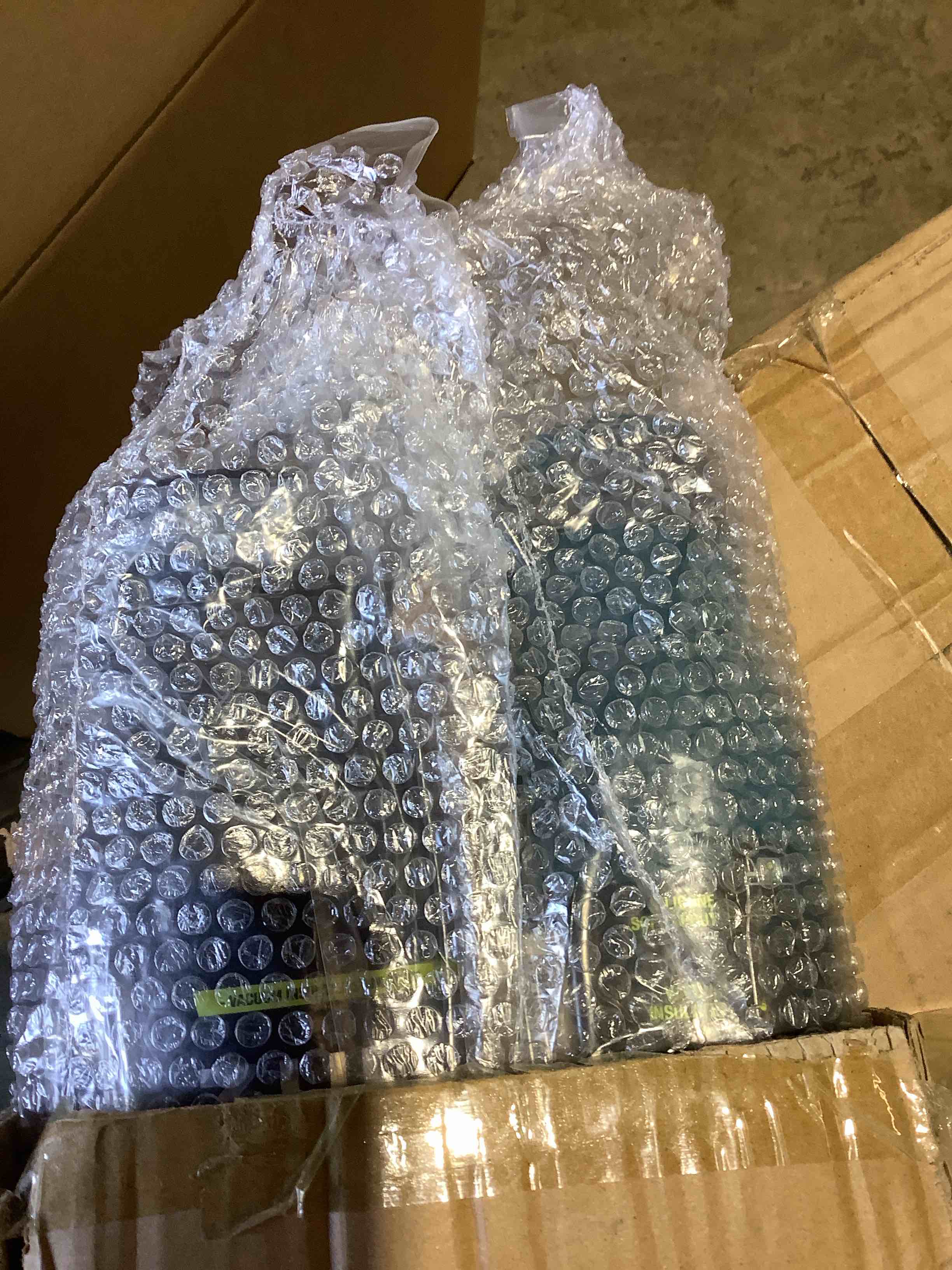 https://s3.amazonaws.com/lotting-images-prod/bidfta/TEA3483597_1761145830260.jpeg