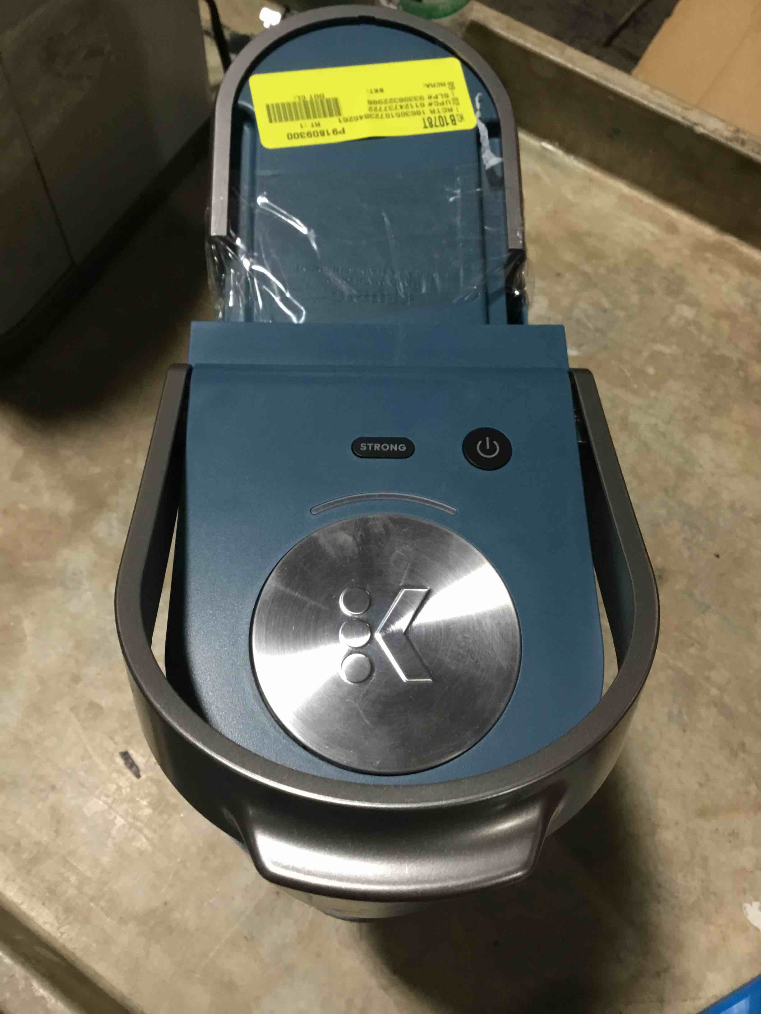 keurig k-iced single serve k-cup pod coffee maker, gray