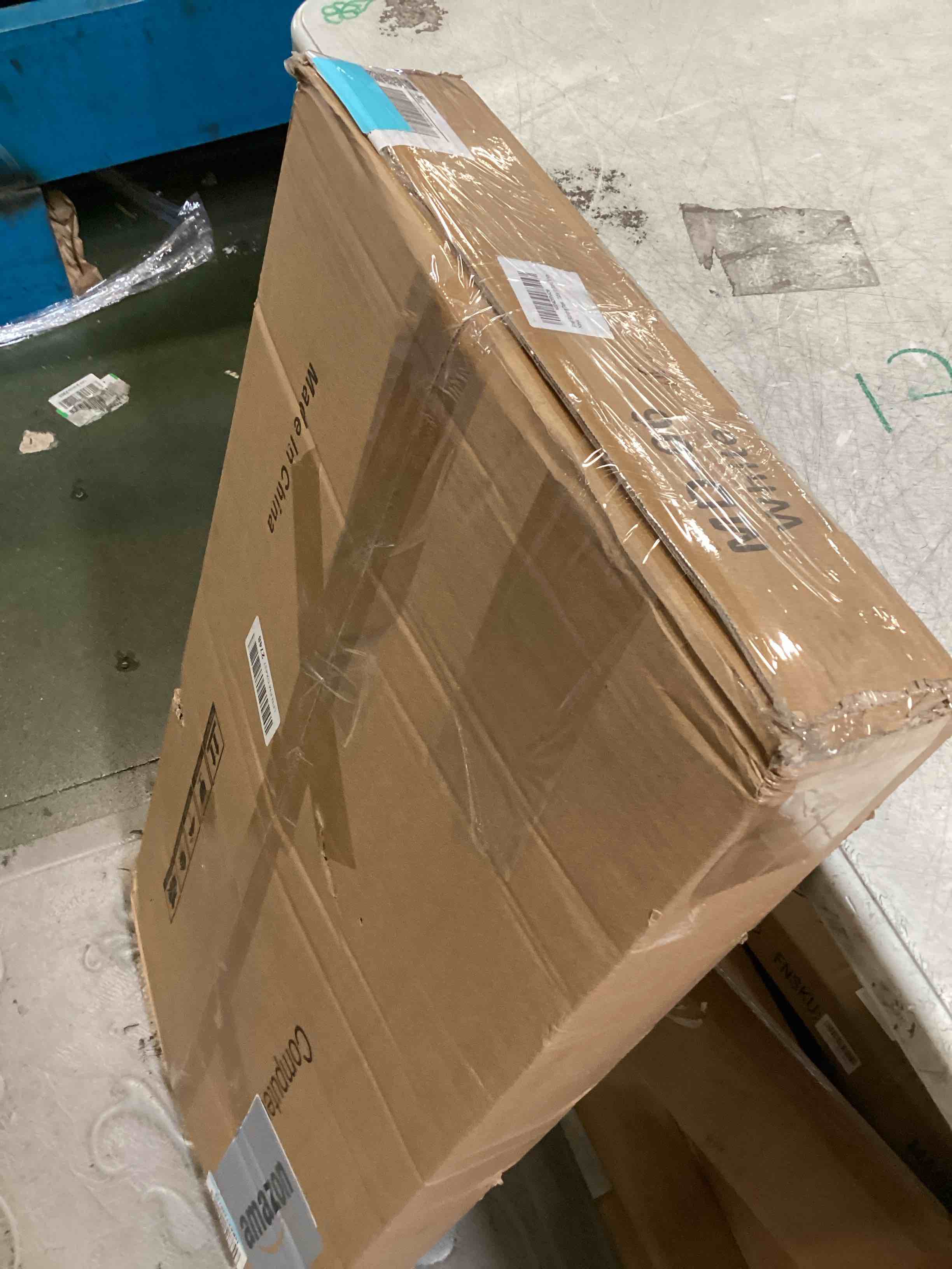 https://s3.amazonaws.com/lotting-images-prod/bidfta/TEA3497170_1751052161652.jpeg